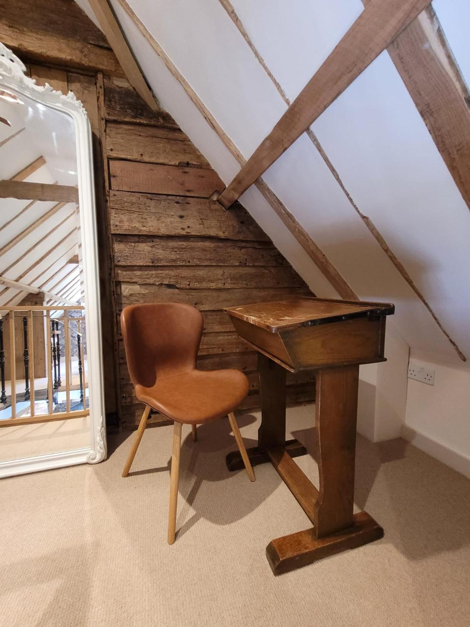 The Manor Pen