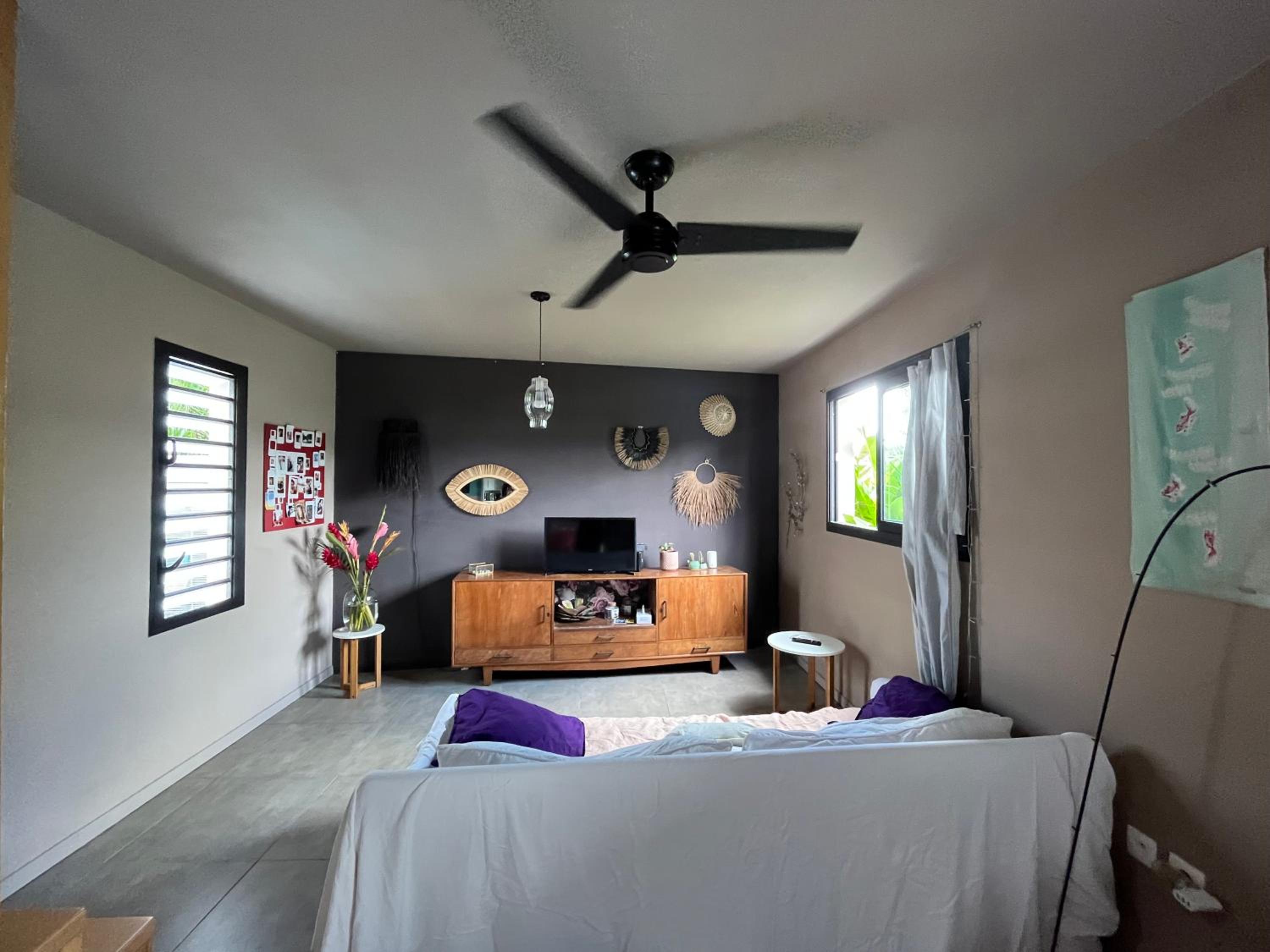 Villa avec piscine tranquille