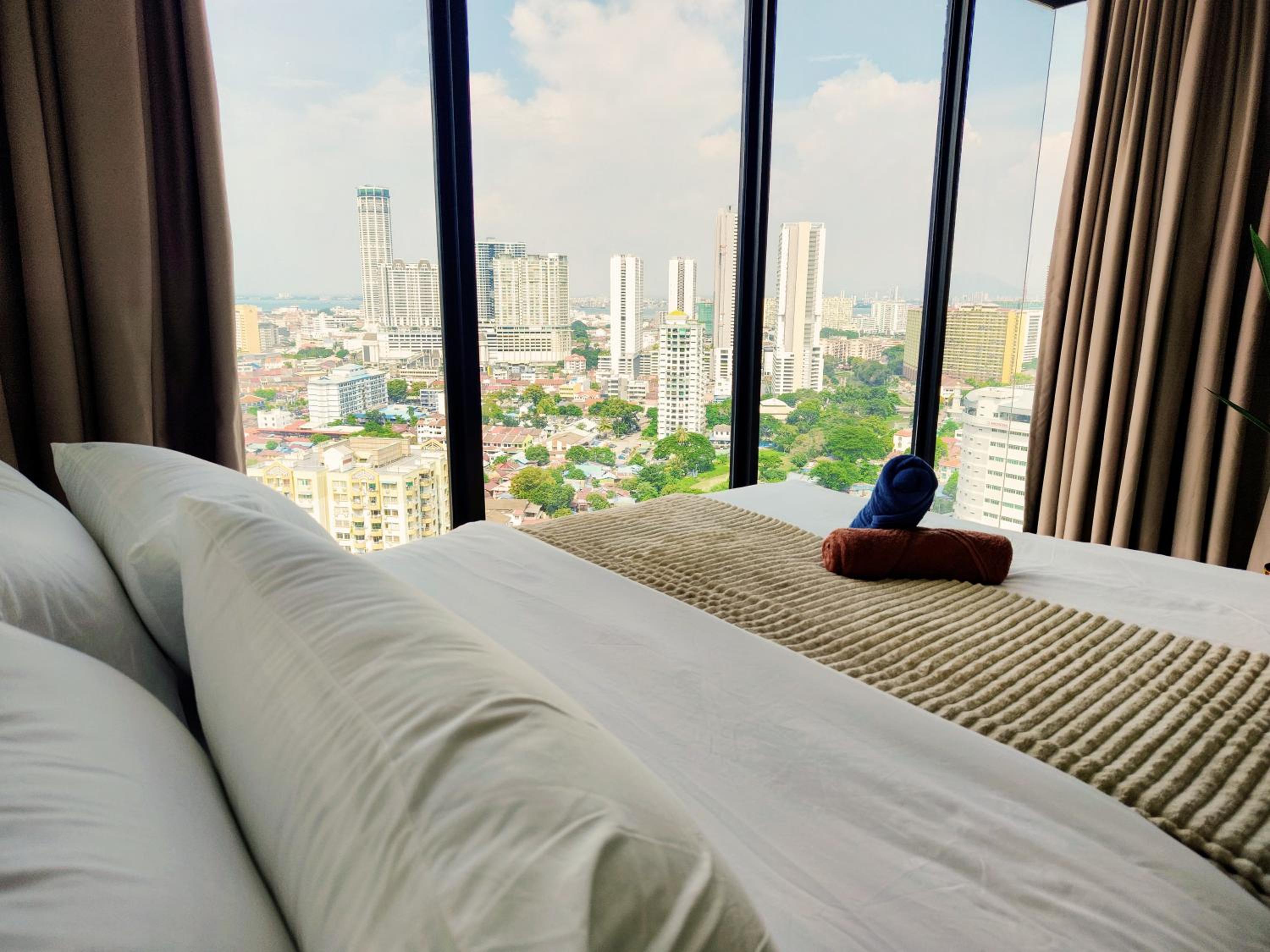 SkyPool 2BR 9pax Premium Suite@Beacon @Georgetown @Penang photo 2