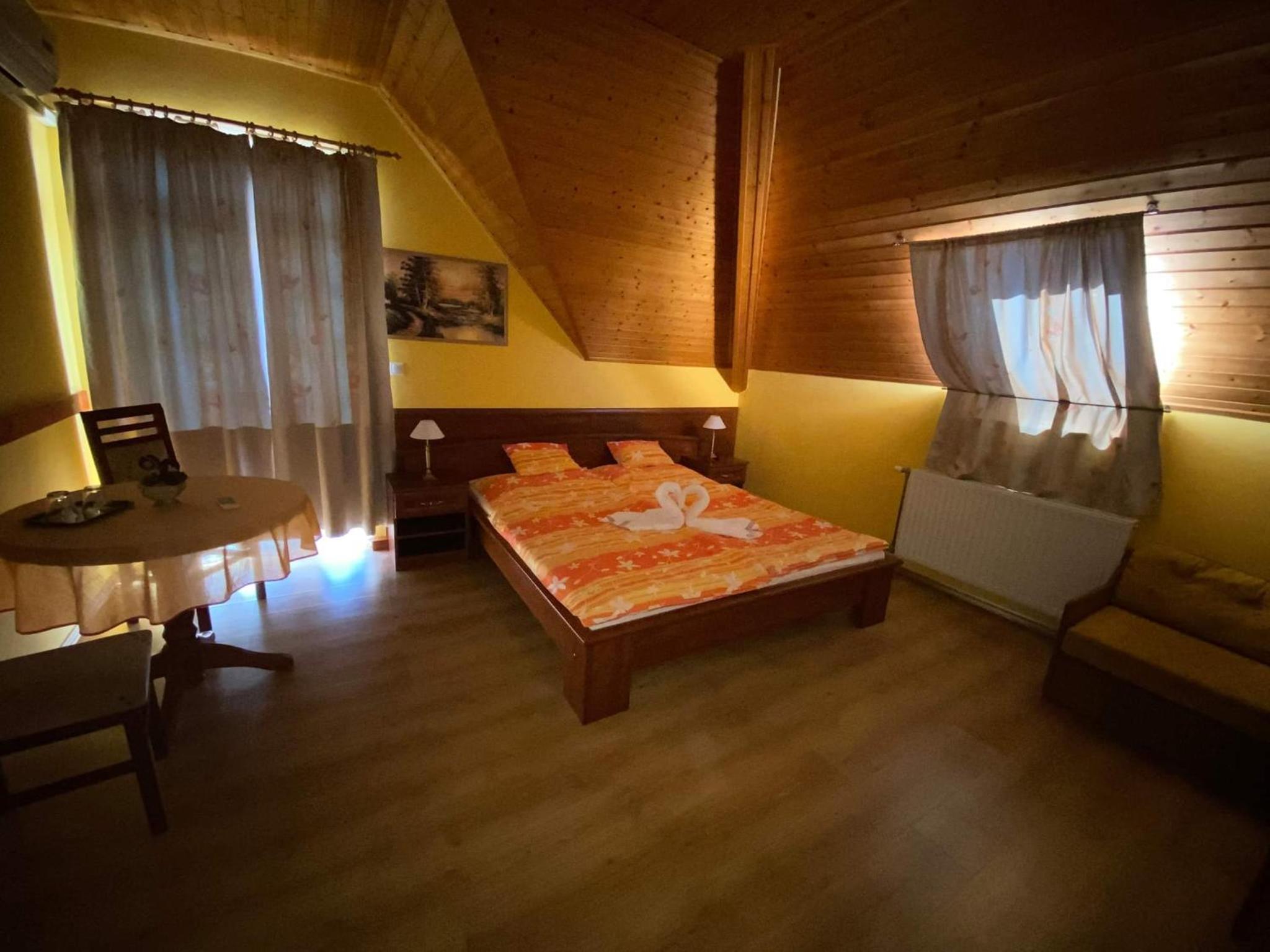 Napsugár Vendégház-Apartman