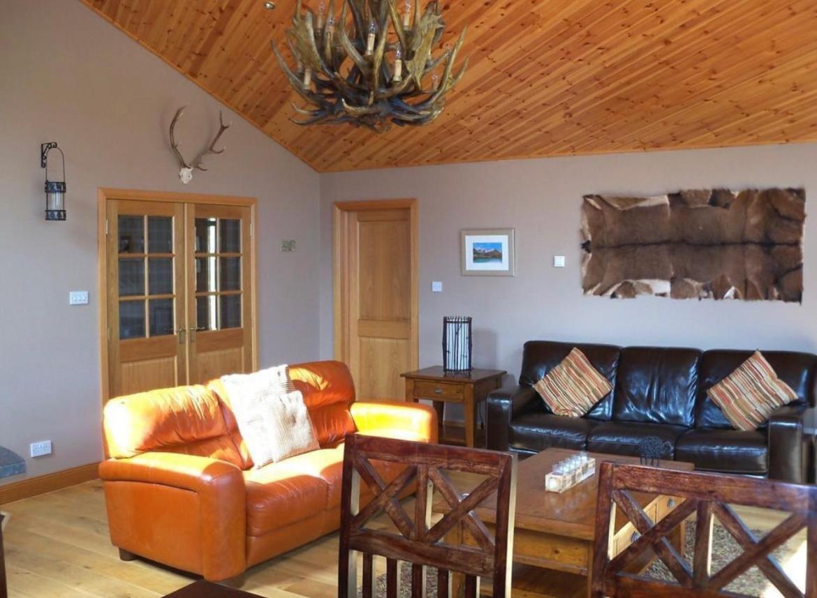Lochside Lodge