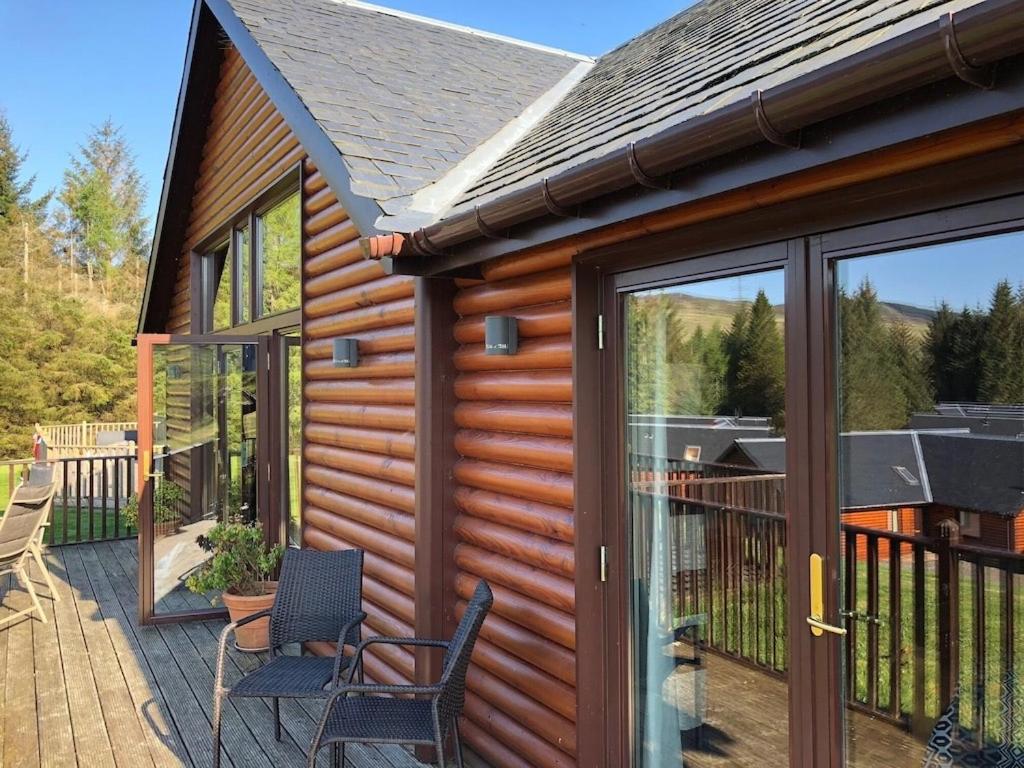 Lochside Lodge
