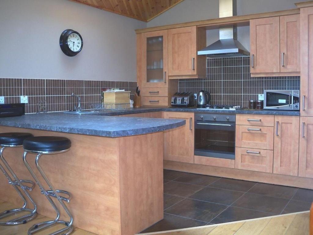 Lochside Lodge