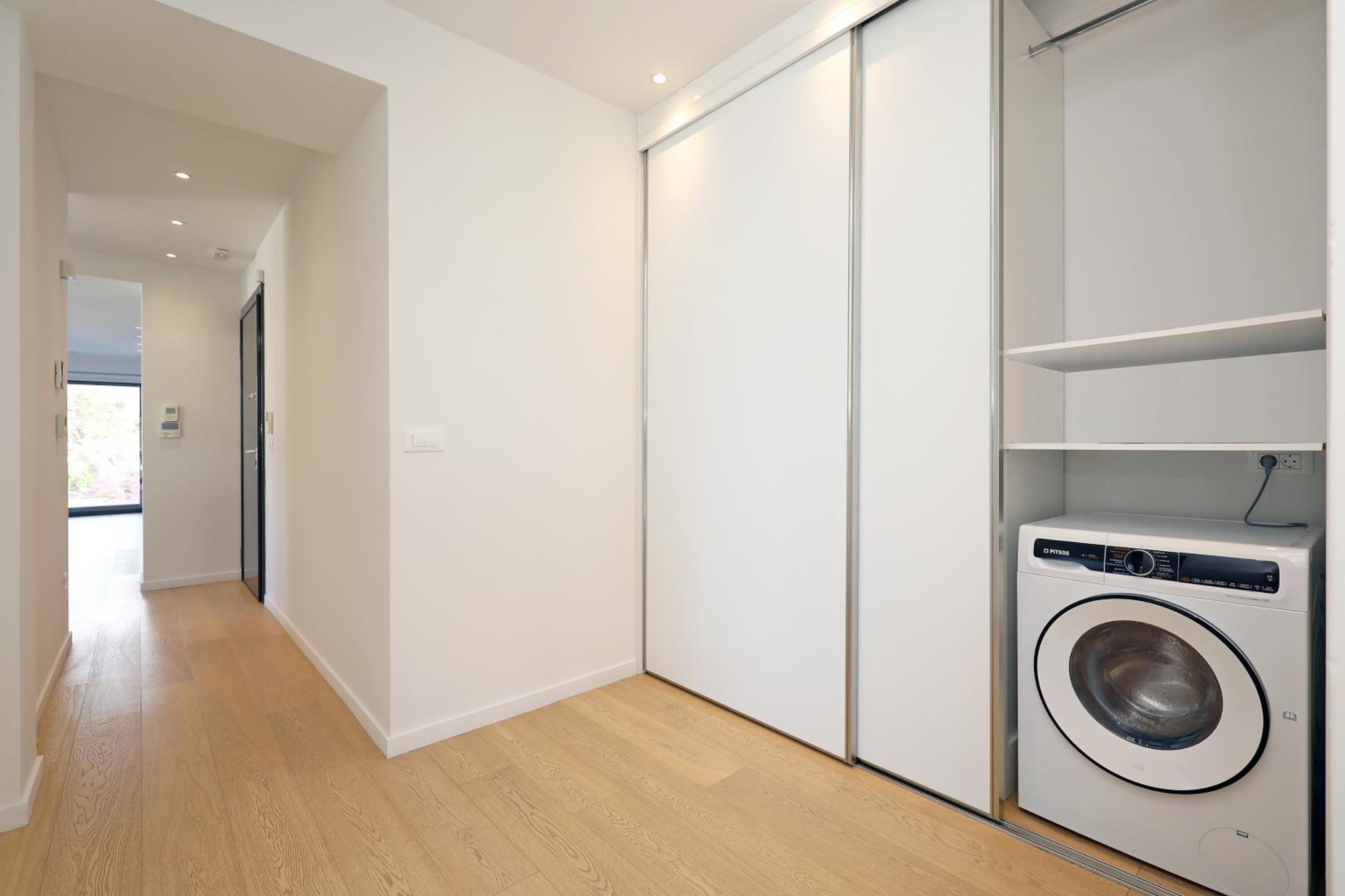Ellinikon Luxury Apartment