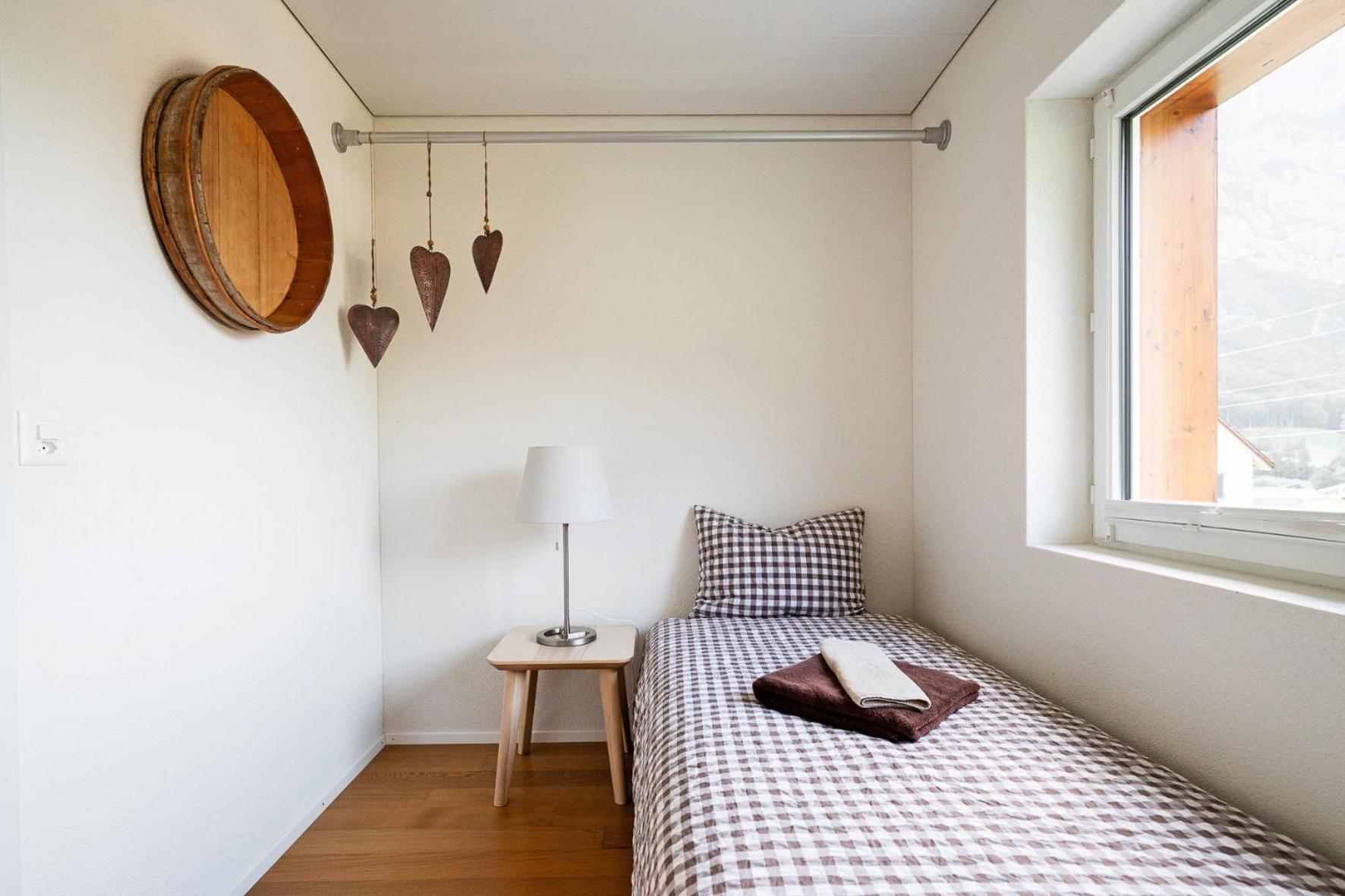GLARNER Bed