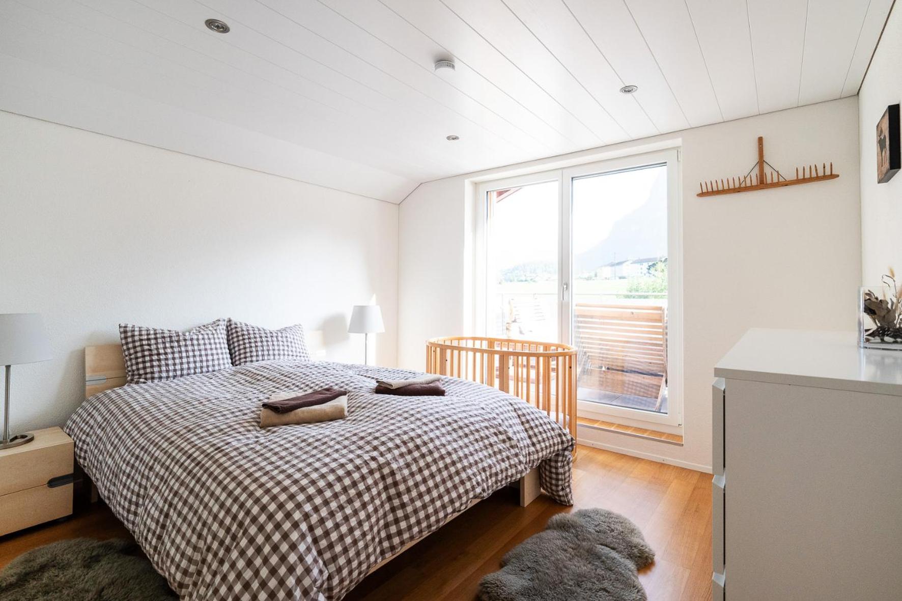 GLARNER Bed