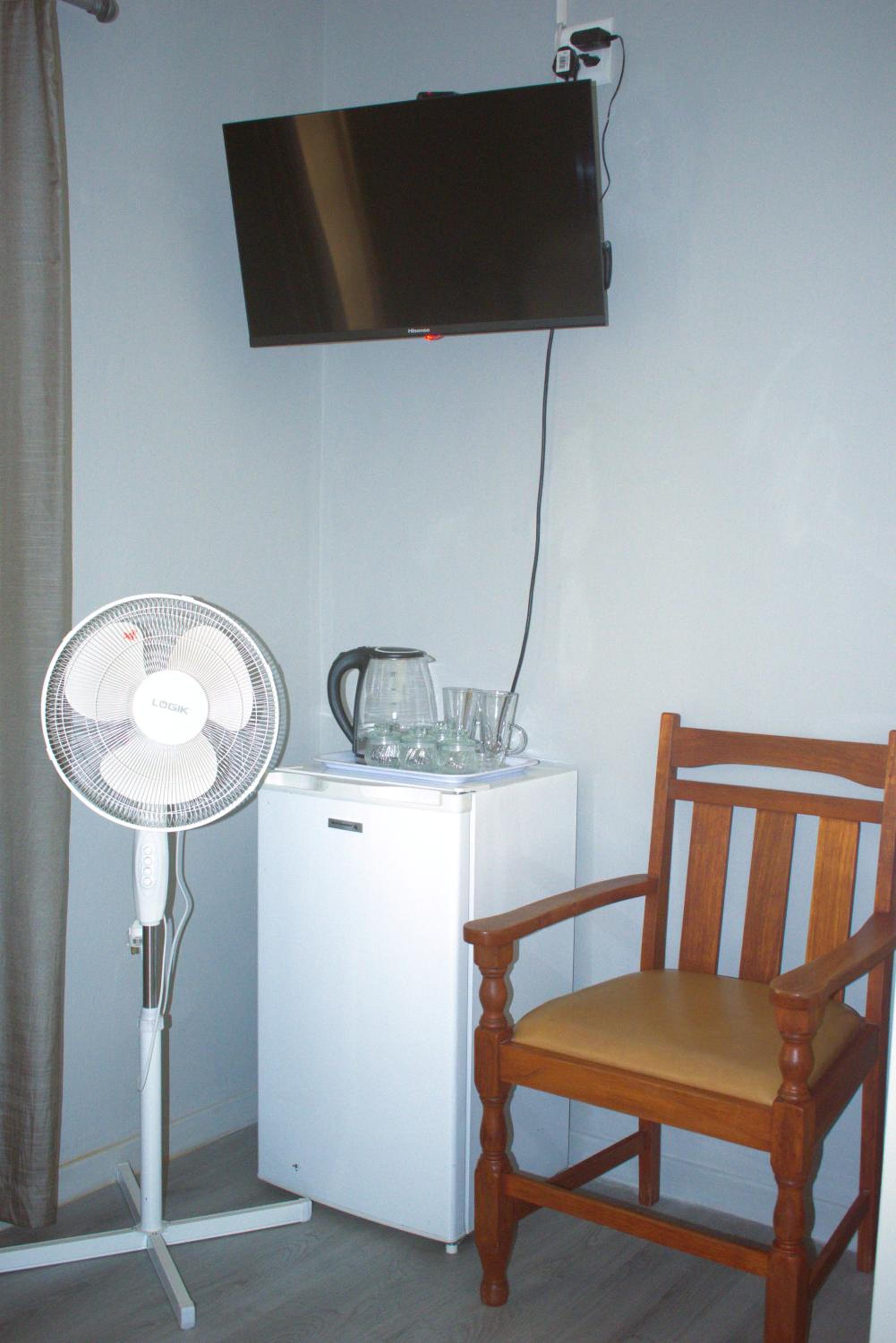 Photo 9