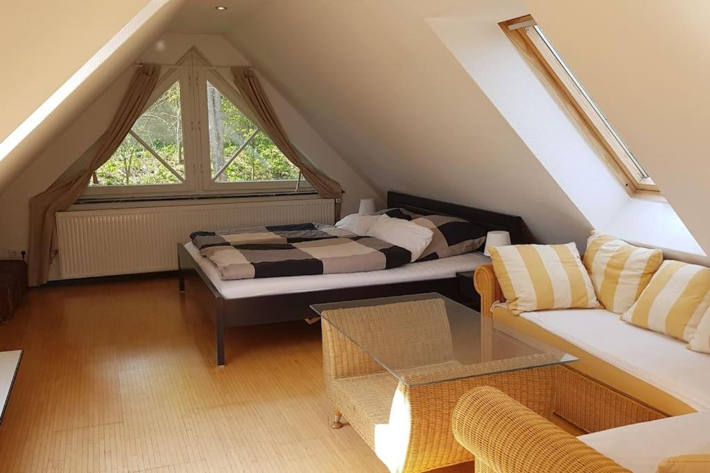 Dachwohnung mit Wasserblick und eigenem Bootssteg