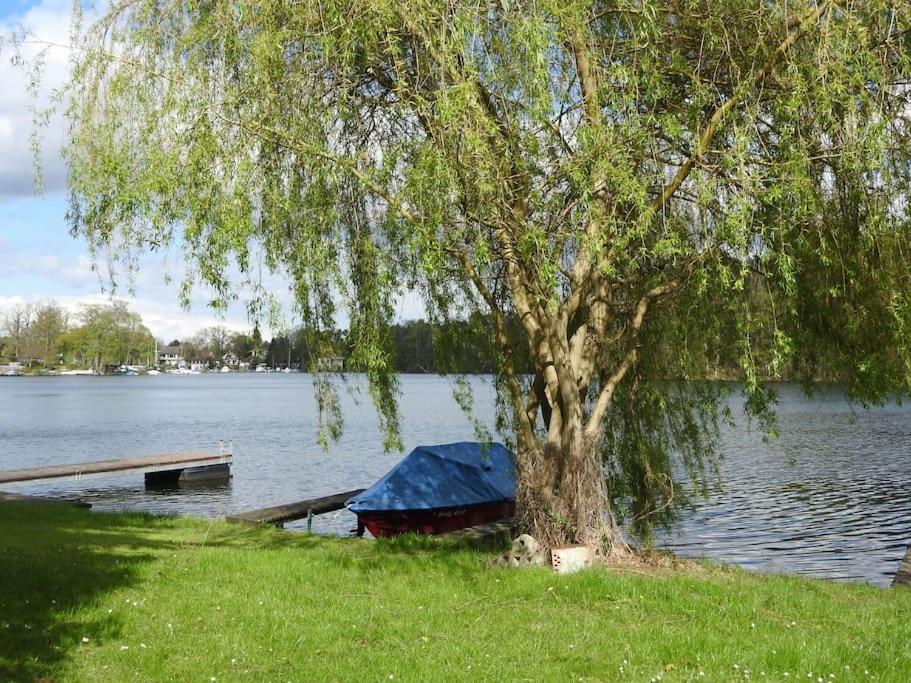 Dachwohnung mit Wasserblick und eigenem Bootssteg