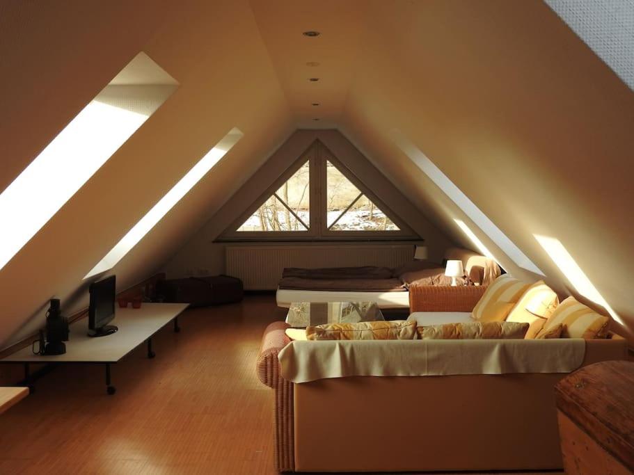Dachwohnung mit Wasserblick und eigenem Bootssteg
