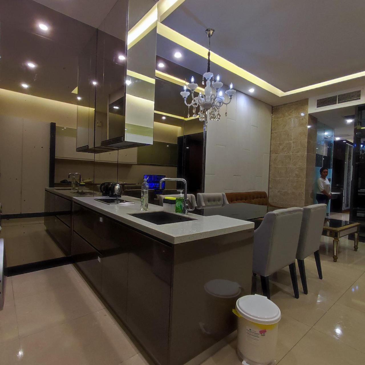 Dorsett Residence walk to Pavilion 1min with Bathtub and infinity pool