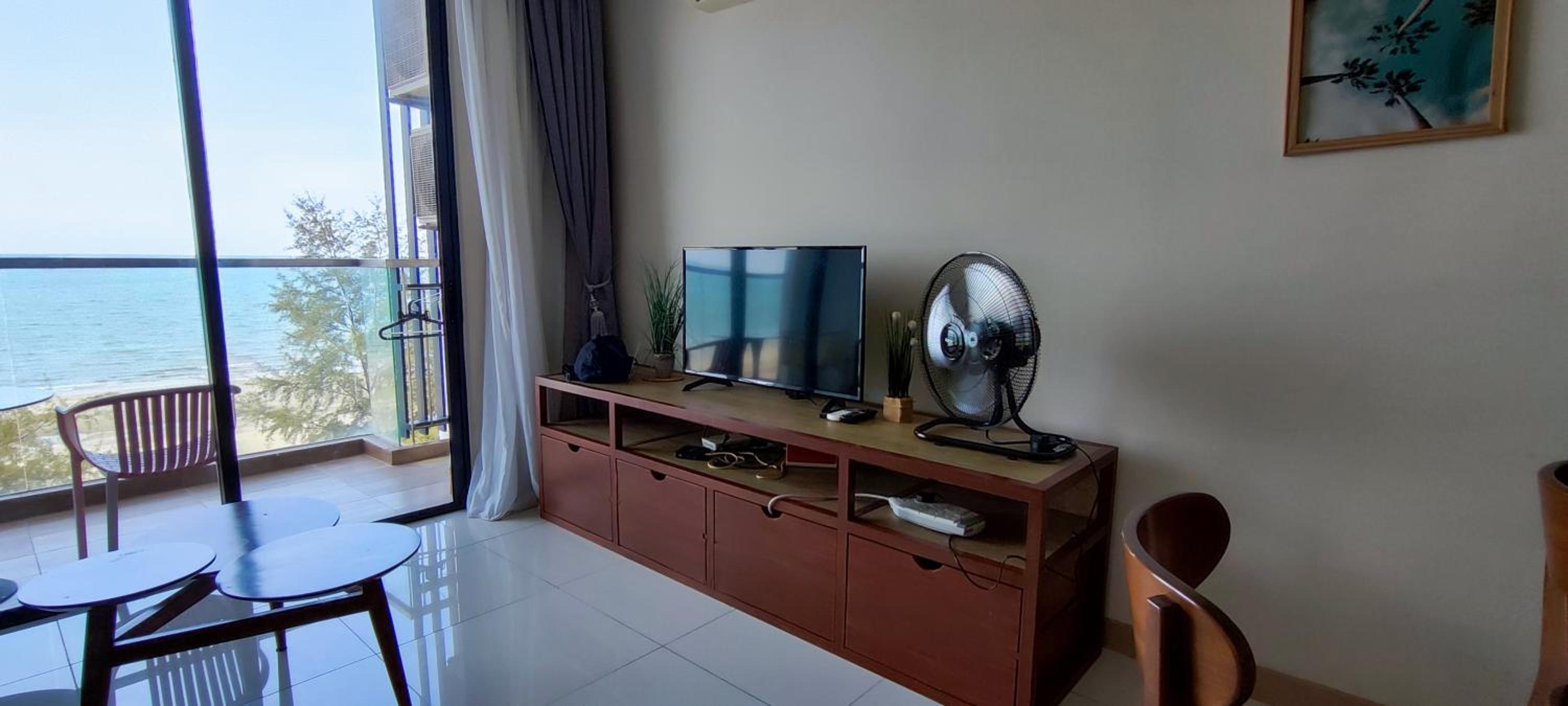 TIMURBAY KUANTAN -BEACHFRONT PARADISE GETAWAY
