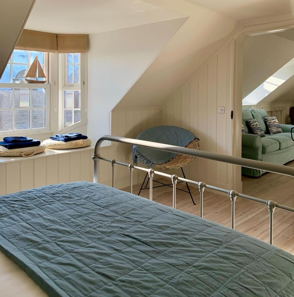 The Millie Luxury Five Star with Sea View view 3