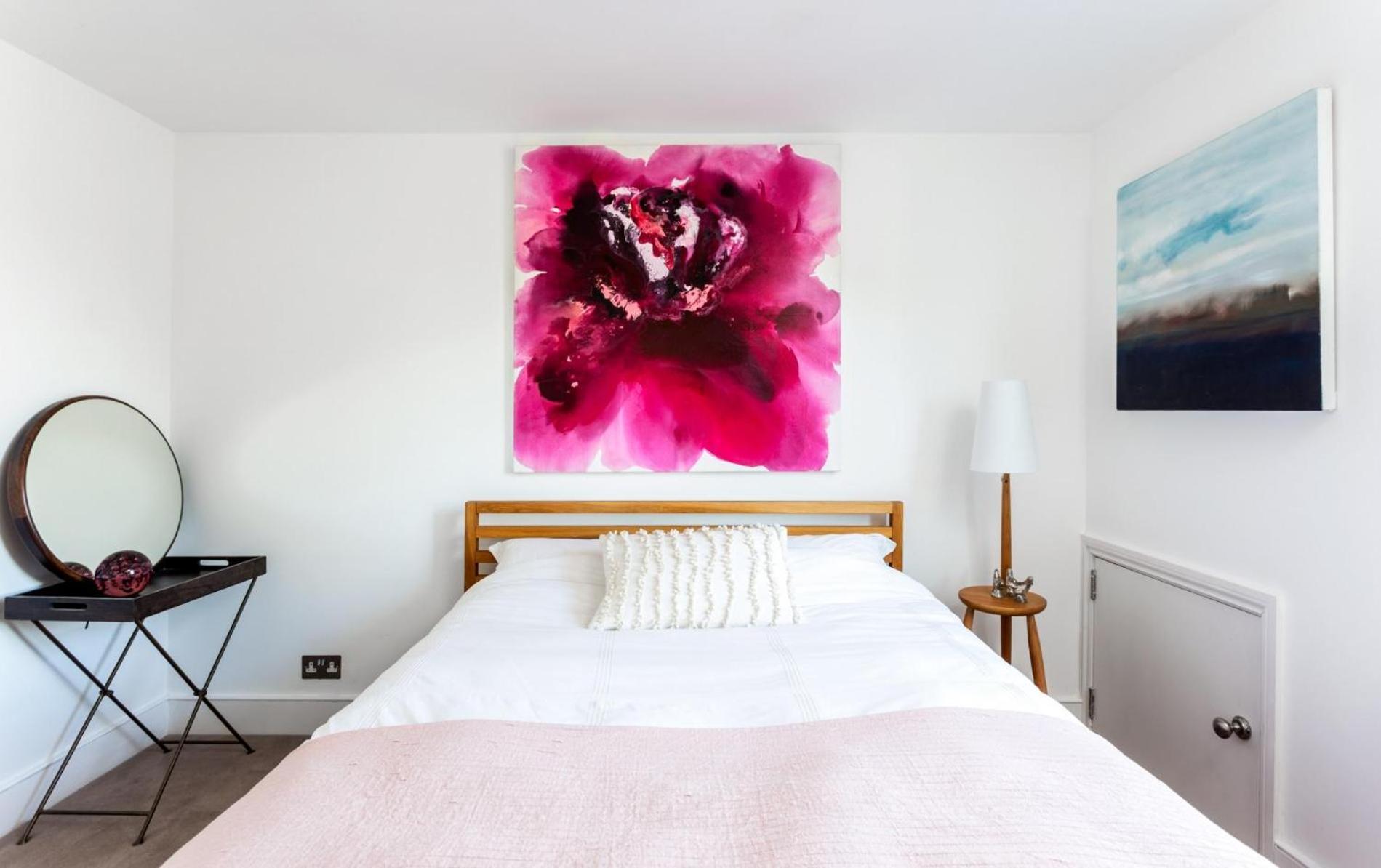 Elephant & Oxpecker 2 Bedrooms in Fulham