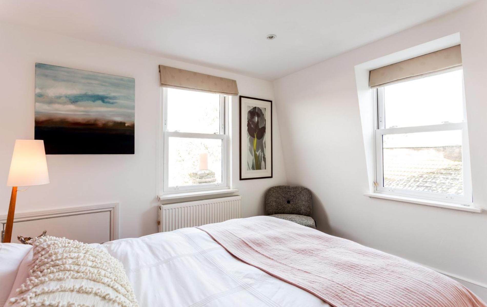Elephant & Oxpecker 2 Bedrooms in Fulham