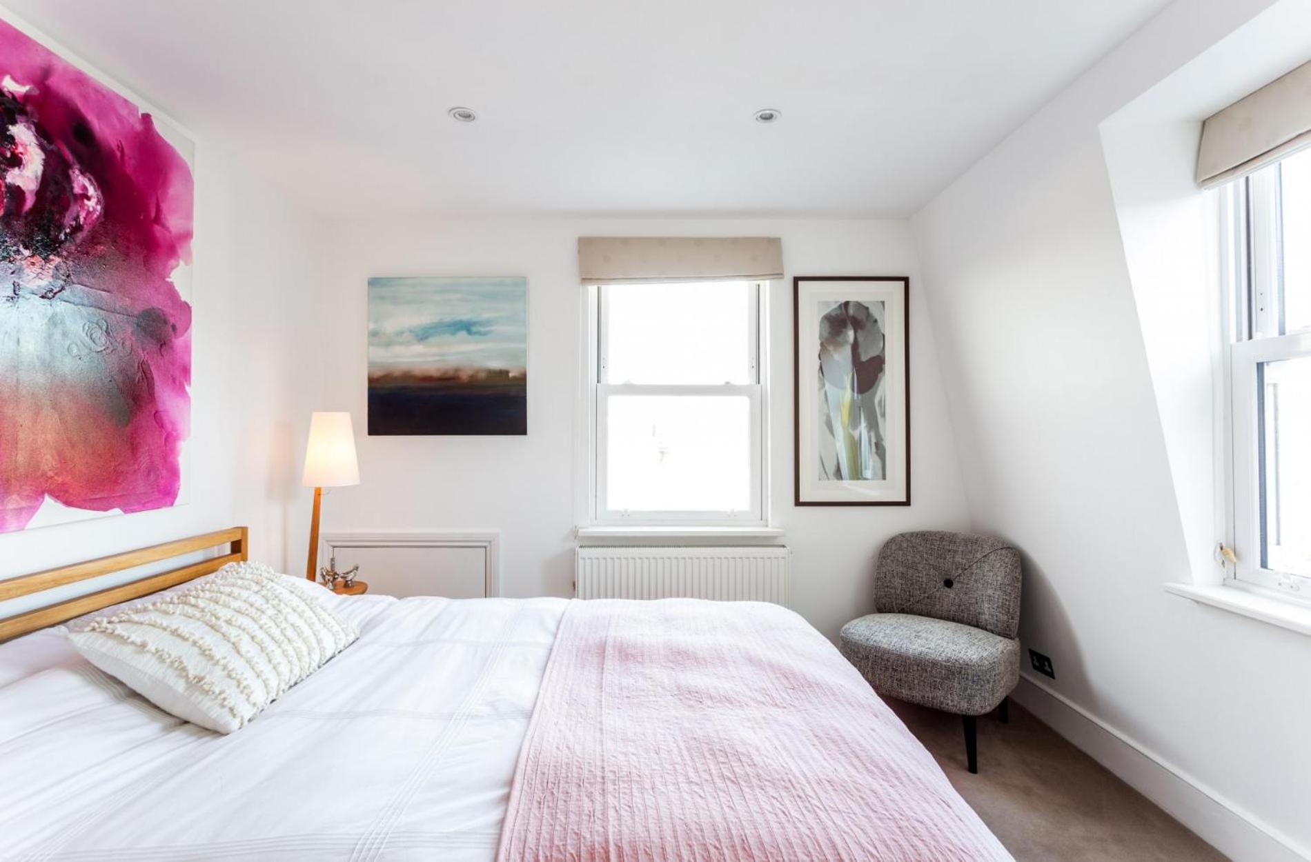 Elephant & Oxpecker 2 Bedrooms in Fulham