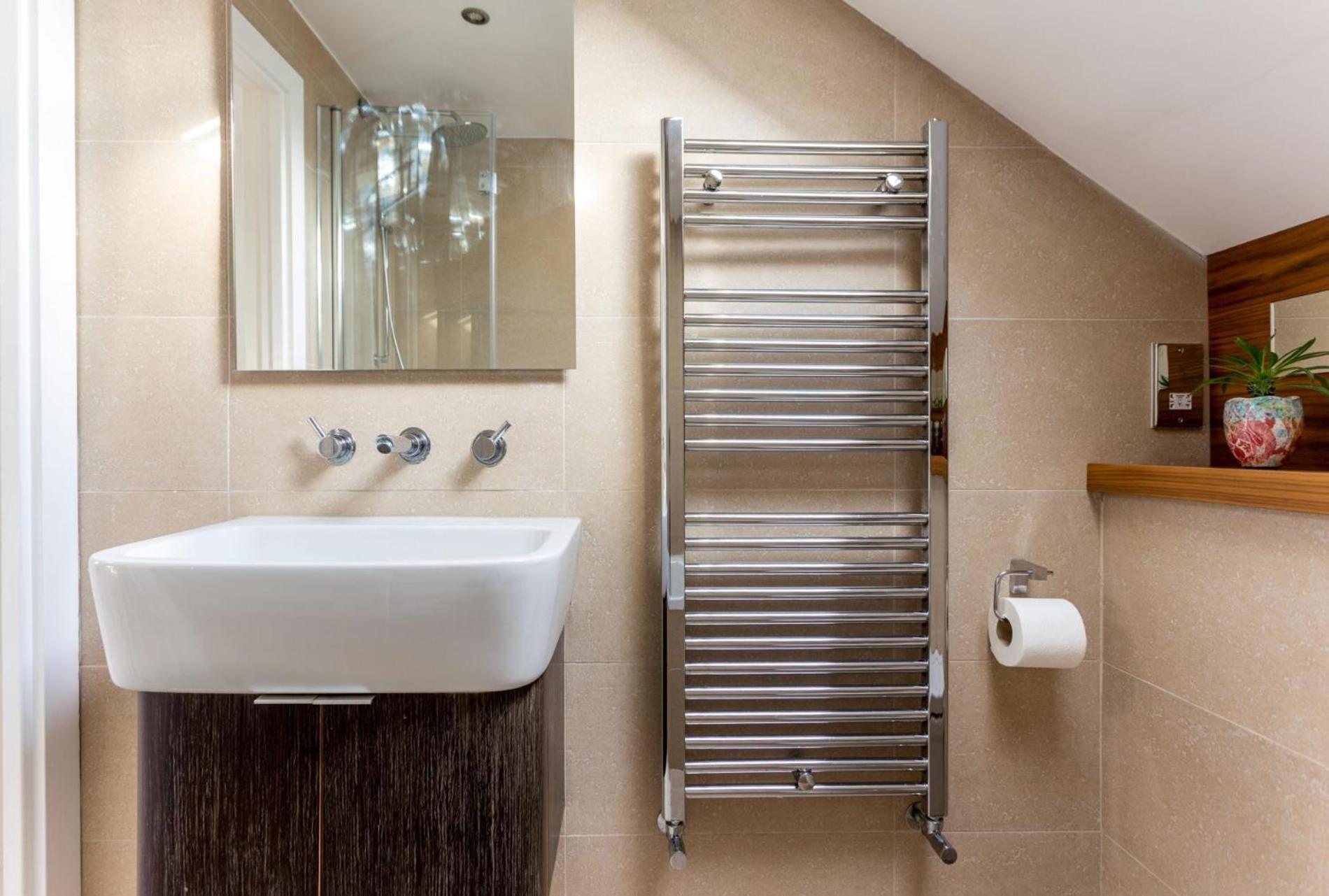 Elephant & Oxpecker 2 Bedrooms in Fulham