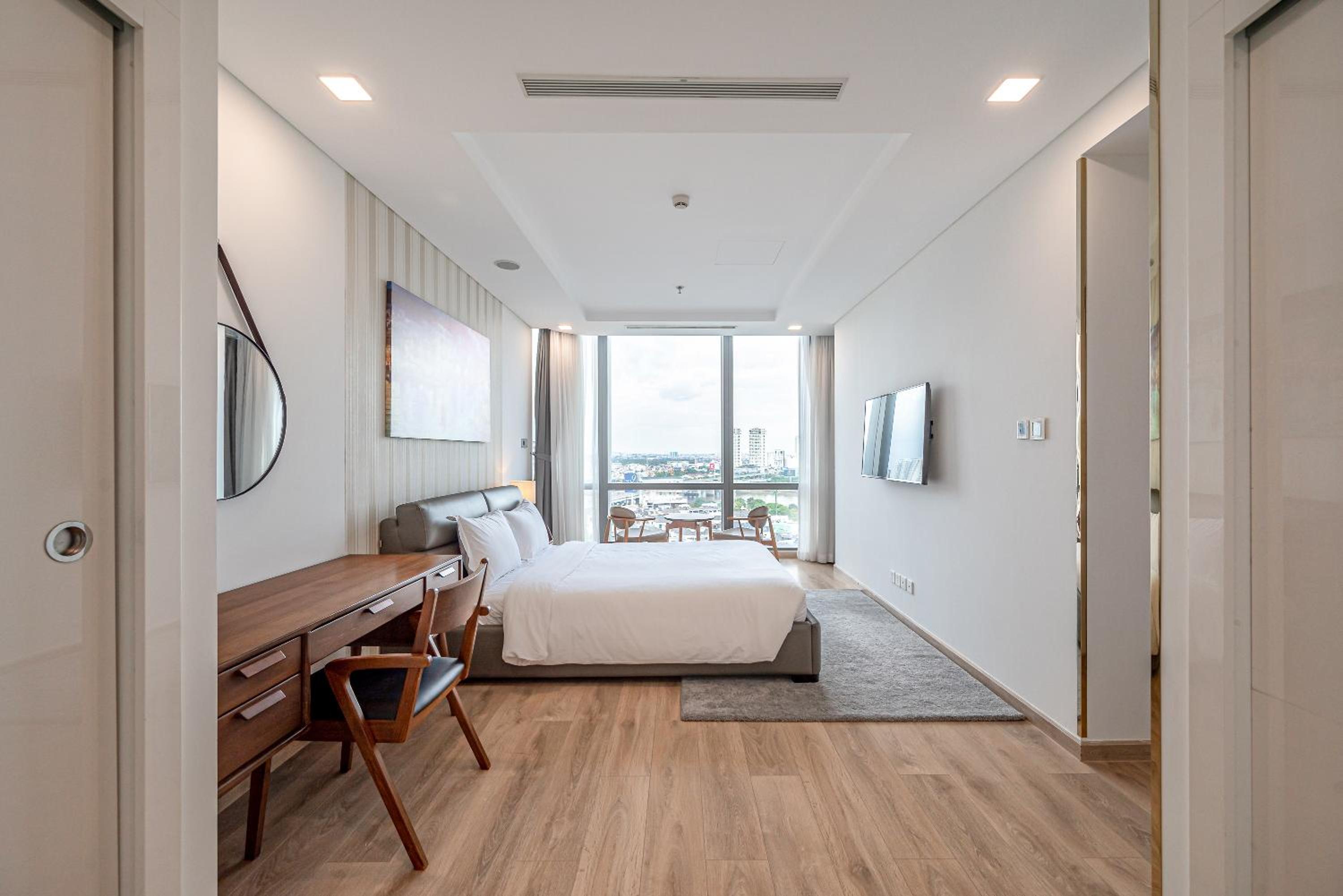 CeLaVie Serviced Apartment - The Vinhomes and Landmark