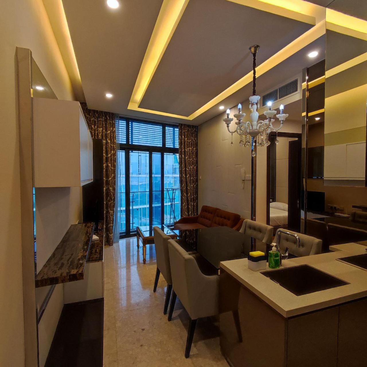 Dorsett Residence walk to Pavilion 1min with Bathtub and infinity pool