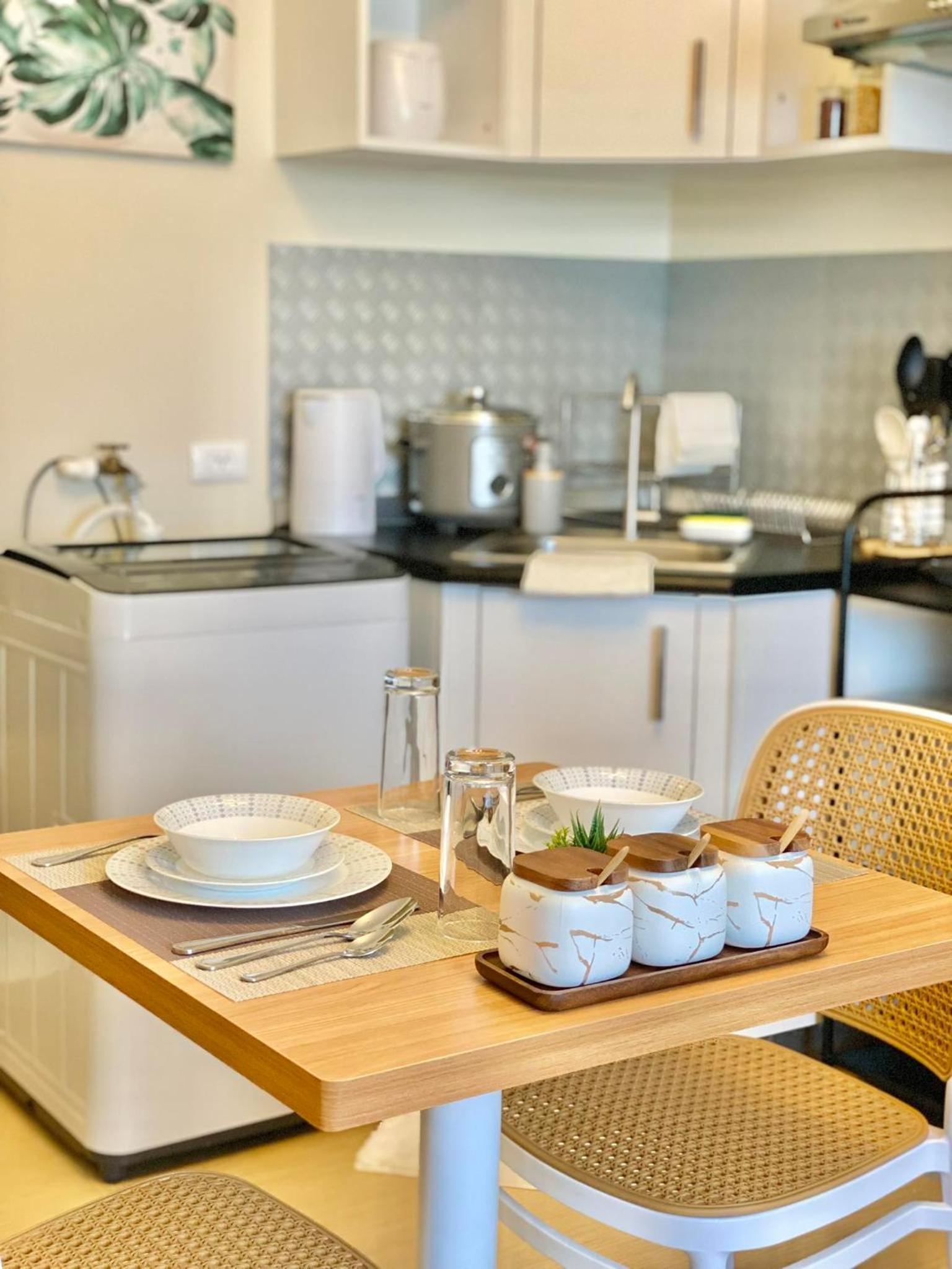 Cozy Studio in Metro Davao with W&D, Pool, & Gym view 4