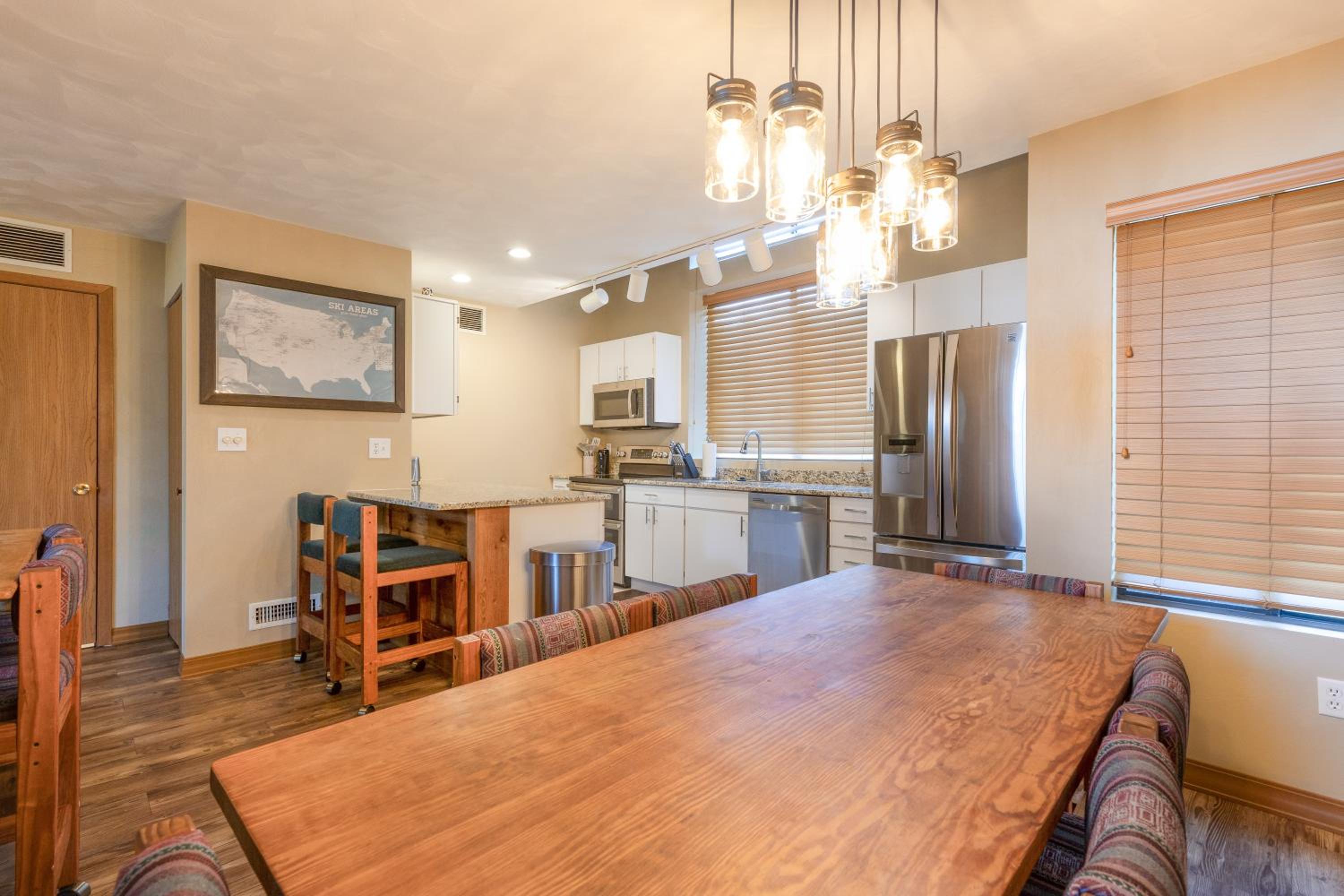 Seven Springs 2BRLoft Premium Condo, sleeps 11! view 3
