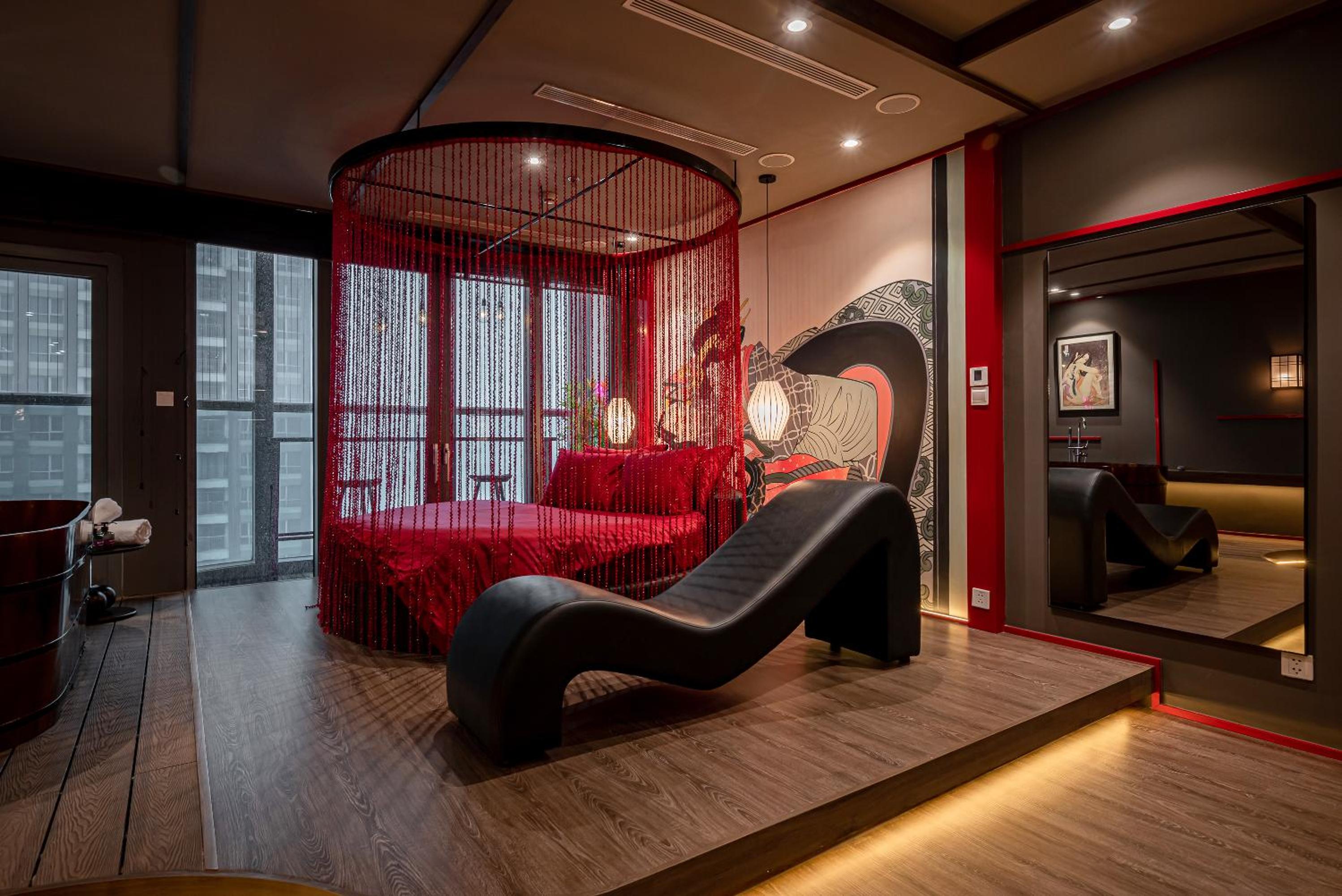 CeLaVie Serviced Apartment - The Vinhomes and Landmark