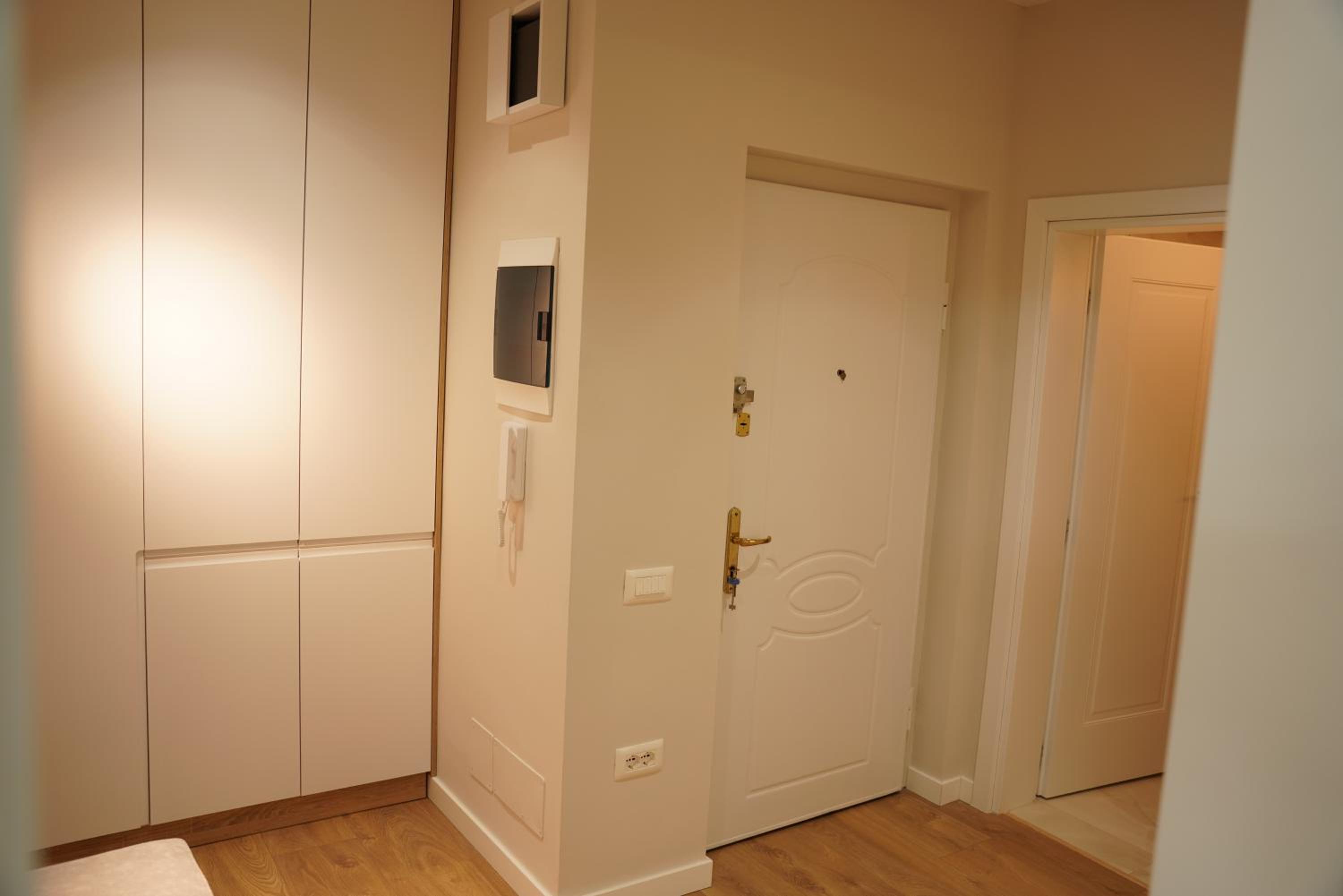 Feel Home Apartment