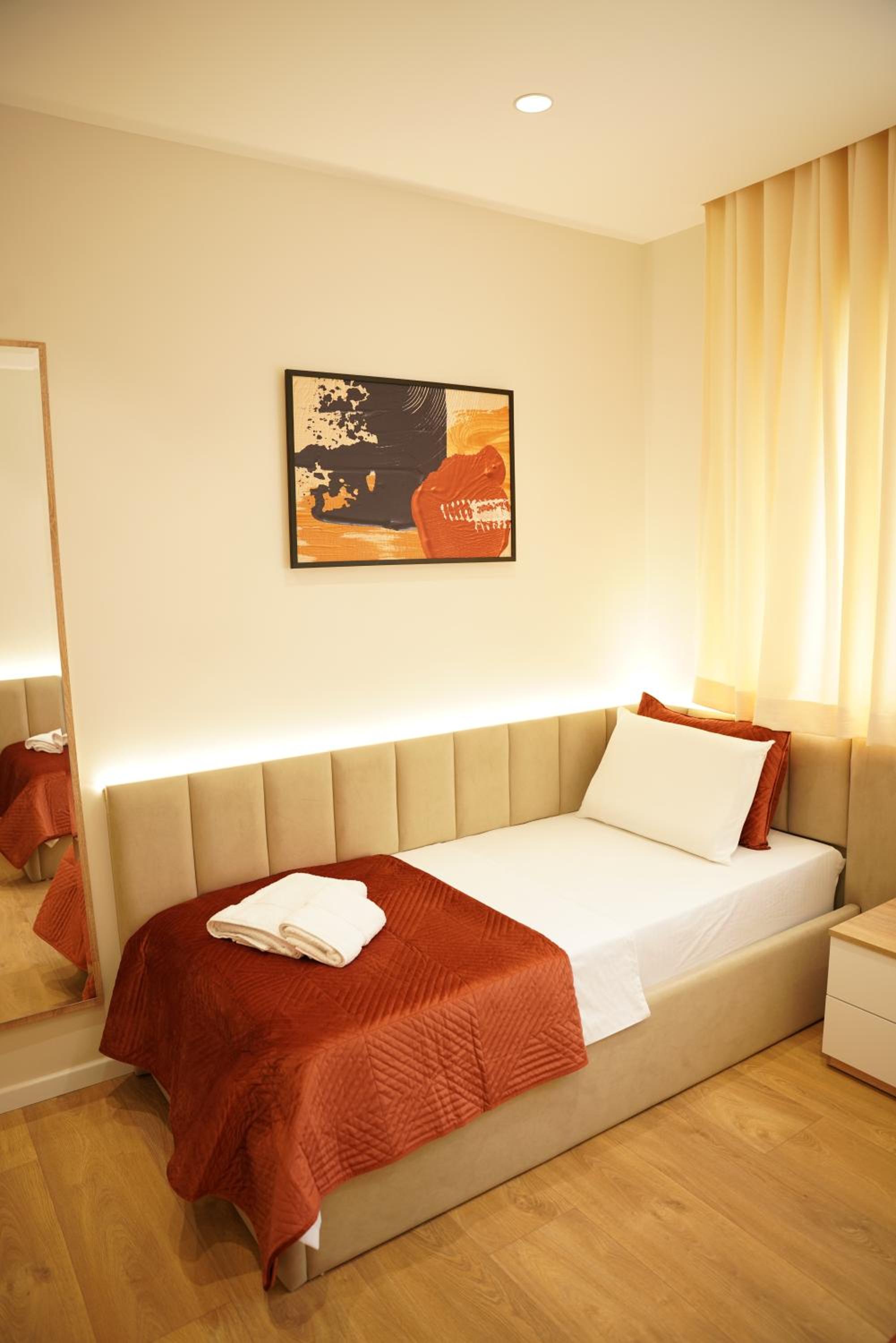 Feel Home Apartment