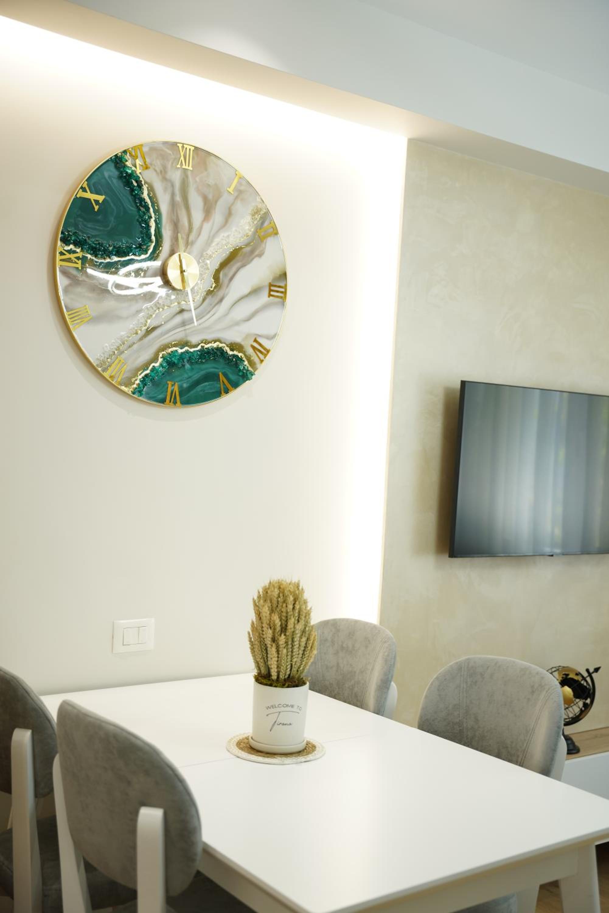Feel Home Apartment