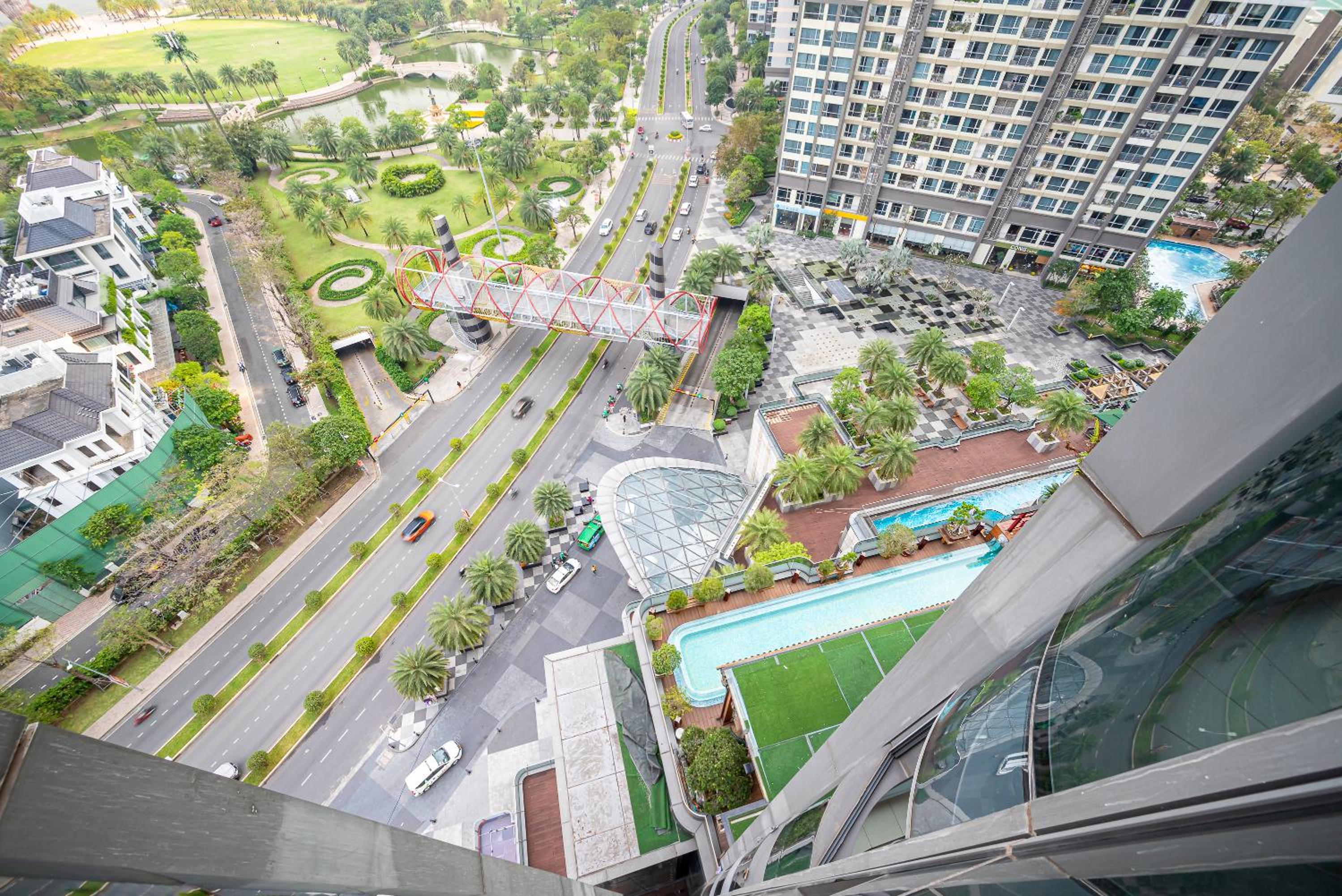 CeLaVie Serviced Apartment - The Vinhomes and Landmark