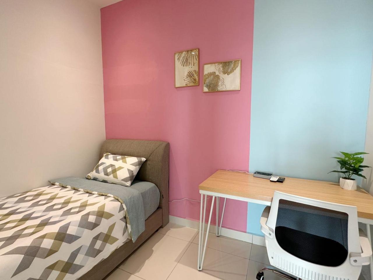urban sea view home 2bed studio photo 3