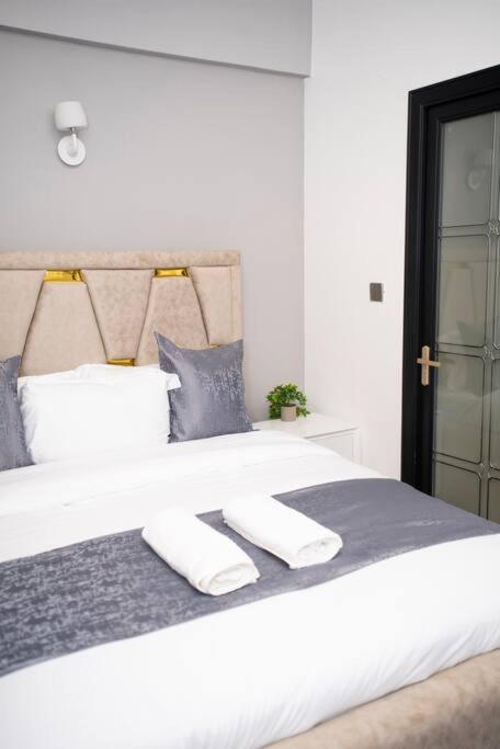 Cozy Apartment in Kilimani, Nairobi view 4