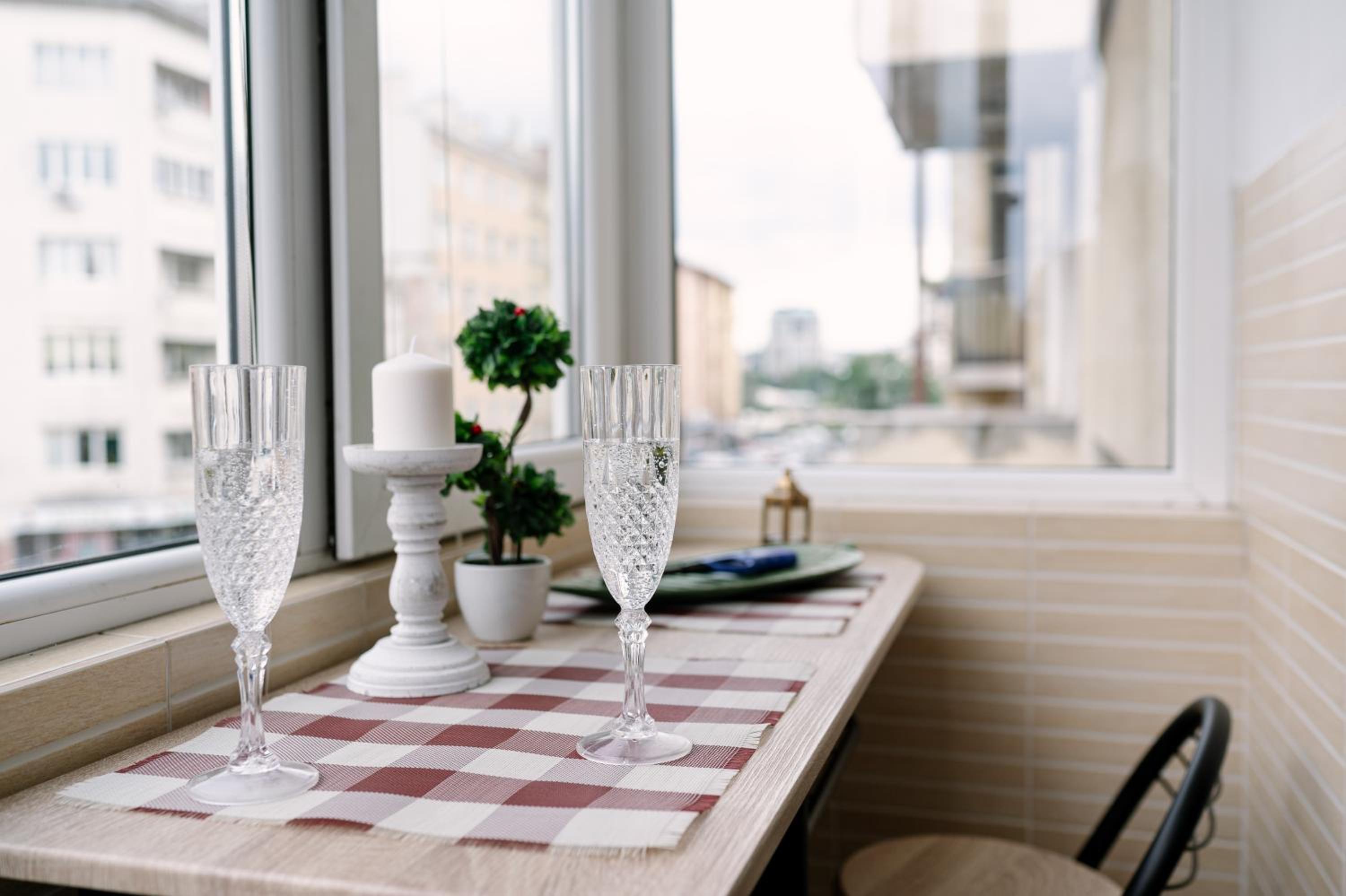 Vivid Condo by NDK and Vitosha Blvd with Free Secured Parking and AC