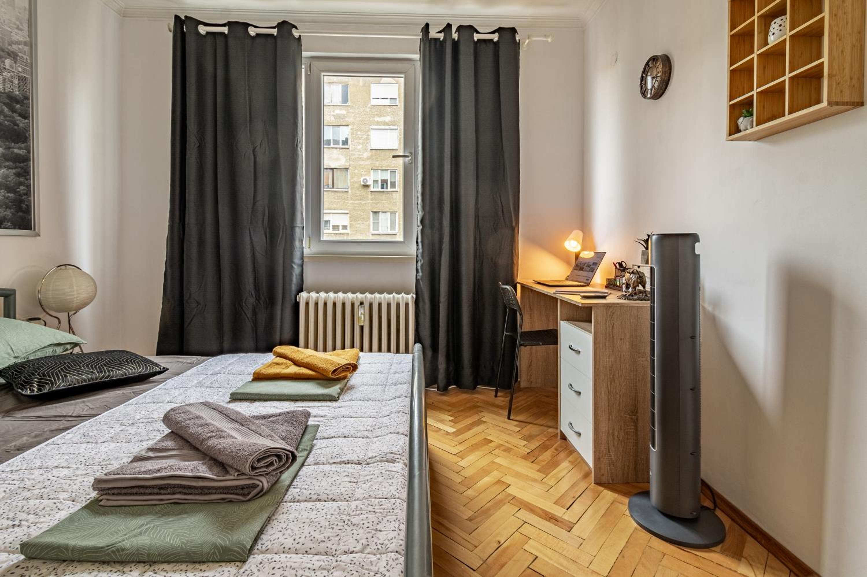Vivid Condo by NDK and Vitosha Blvd with Free Secured Parking and AC