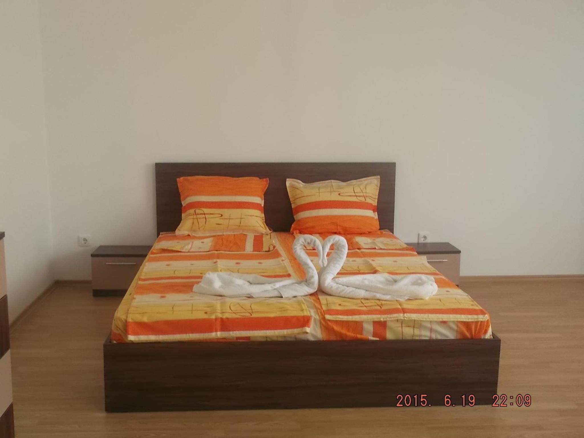 Photo 52