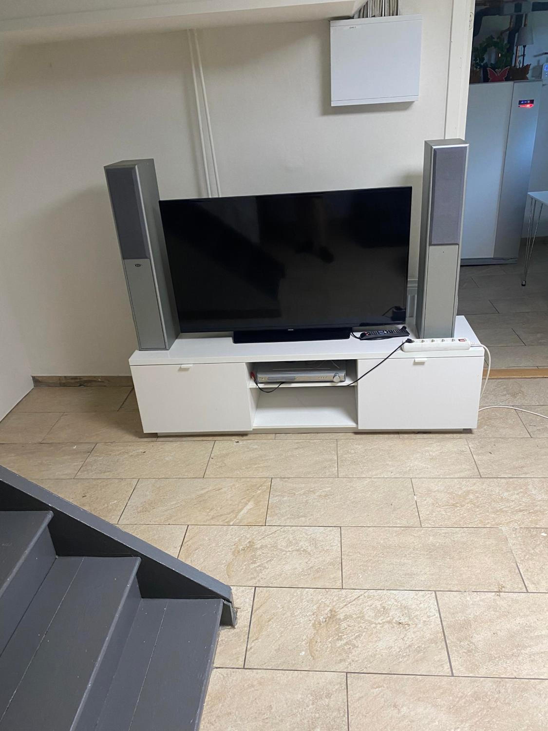 Remarkable 1-Bed Apartment in Orebro view 2