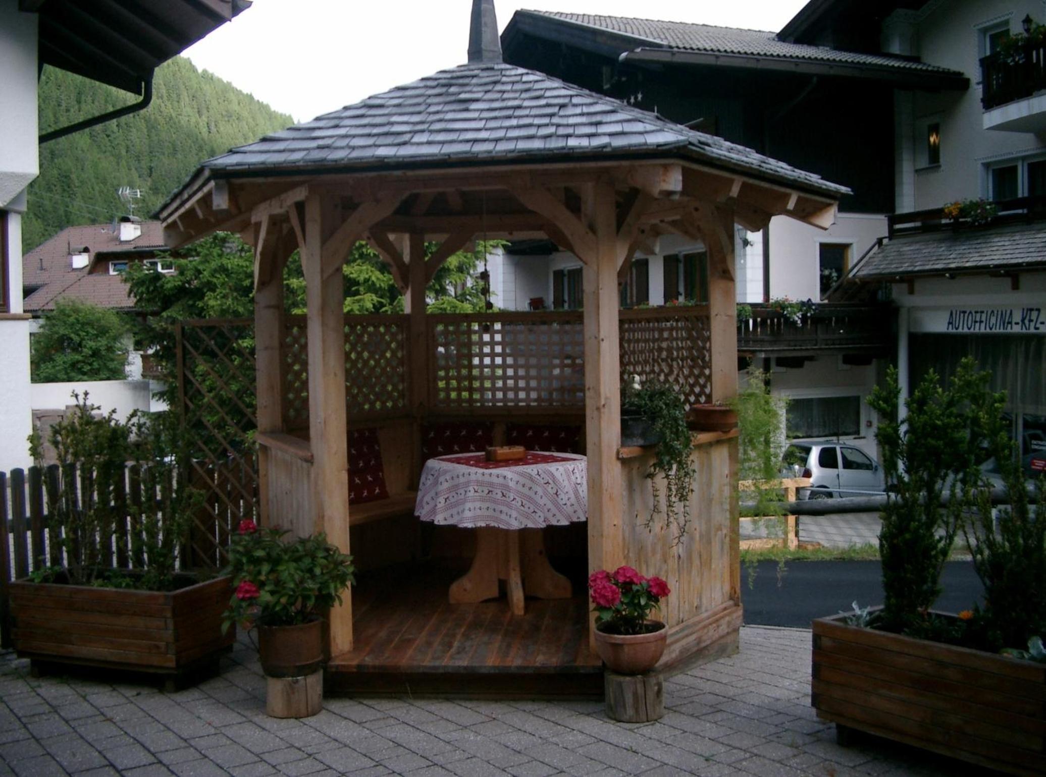 Photo 42