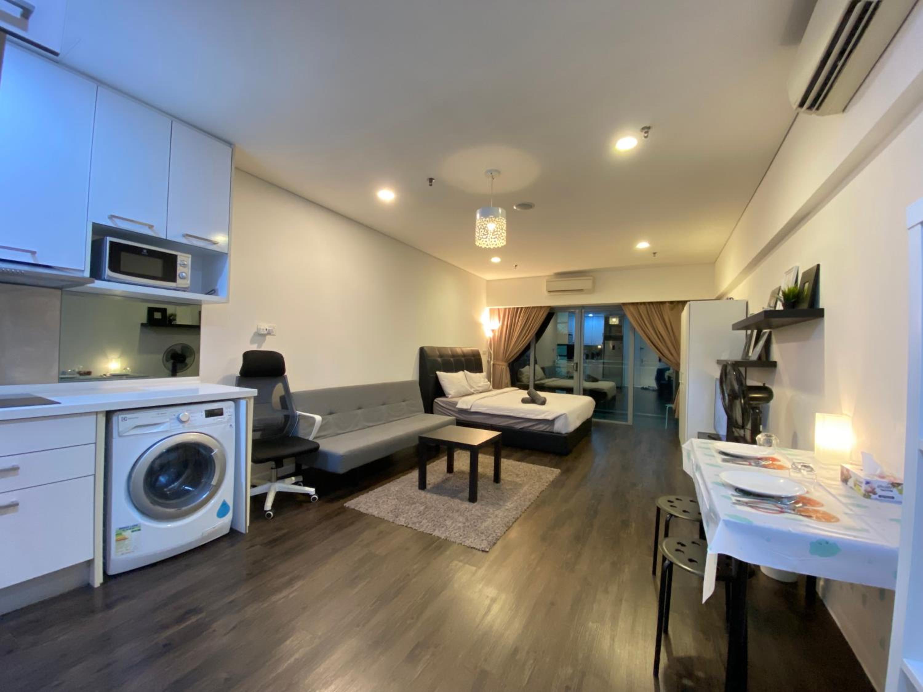 Summer Suites Apartment 7min walk to KLCC by GRIHOZ