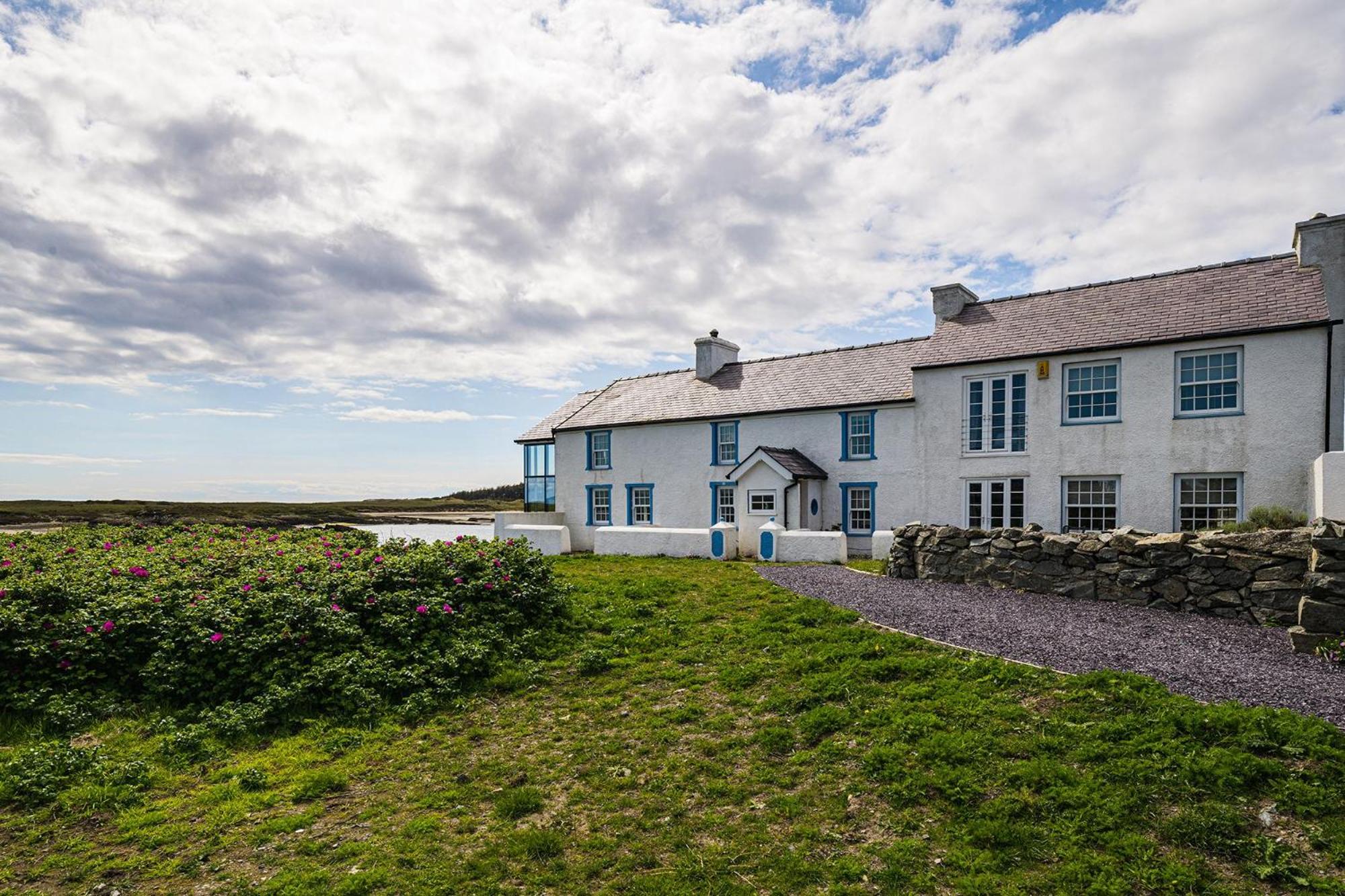 Hen Cymyran view 4