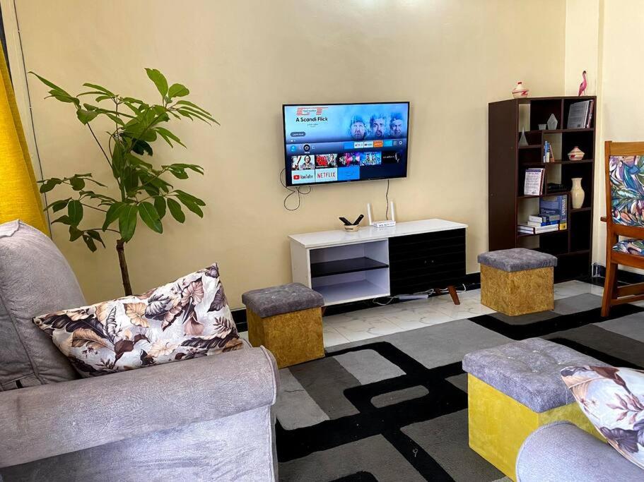 Xellent Suites- Mugi house