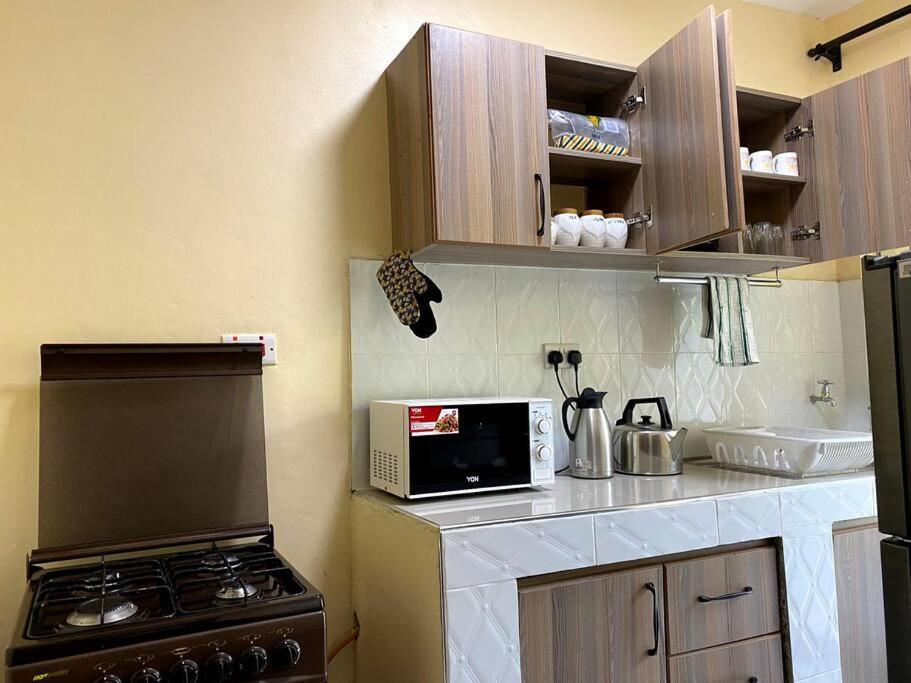 Xellent Suites- Mugi house