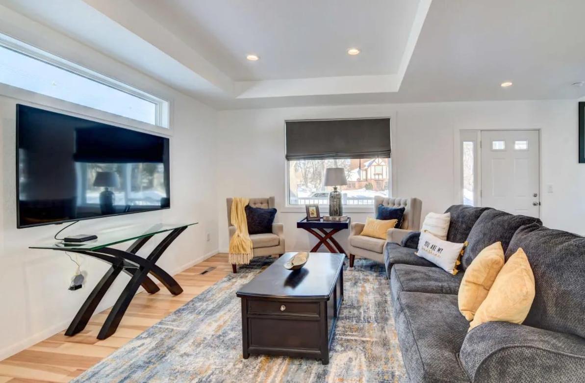 Moorhead Home Rental Near Downtown Fargo