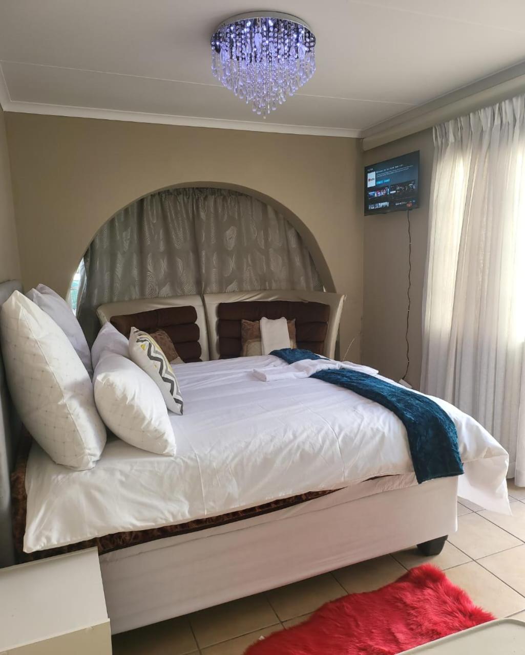 Sky view Guest House