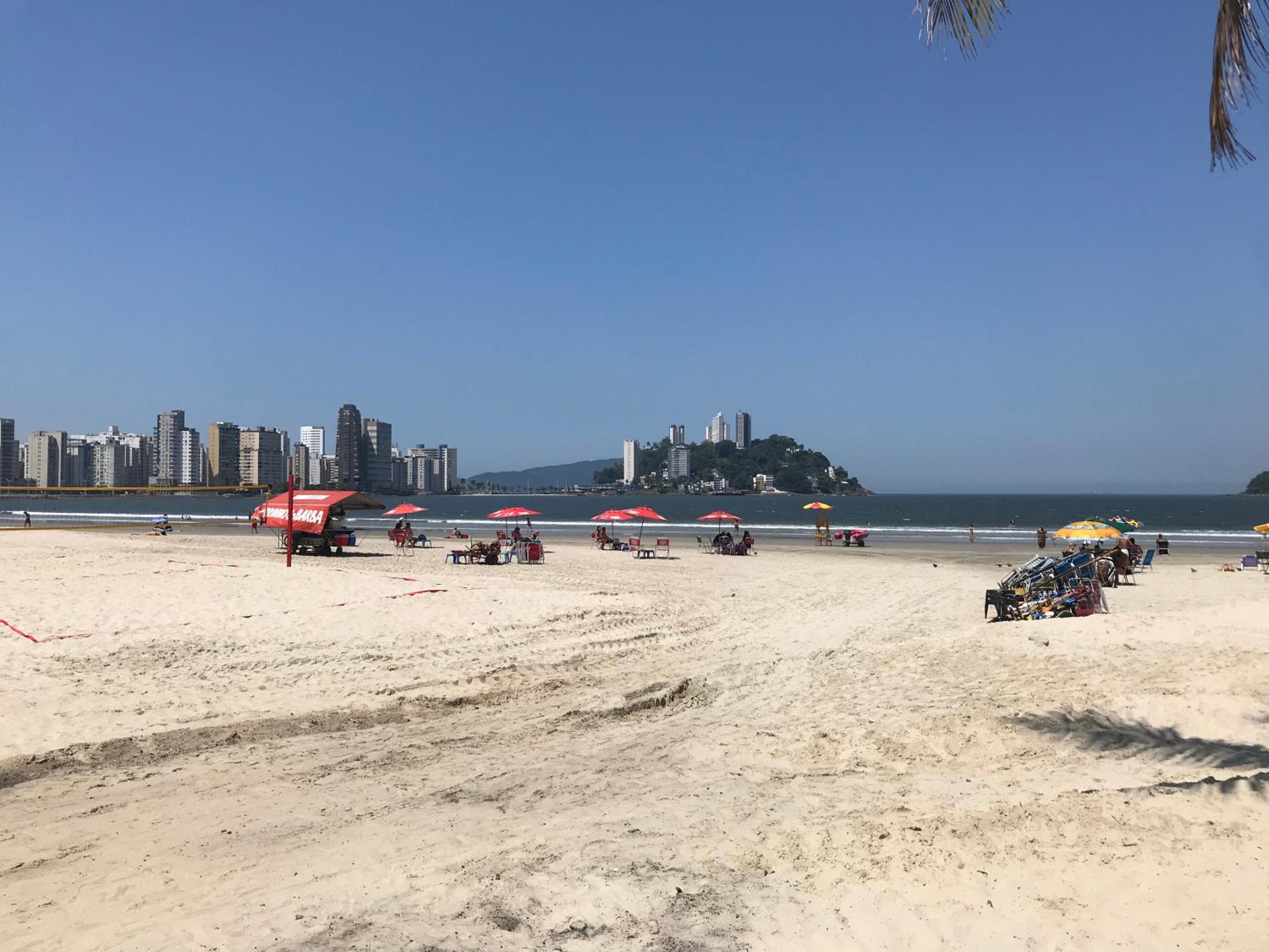 Kit pé na areia - Praia do Gonzaguinha - São Vicente - Wifi, TV e Ar condicionado