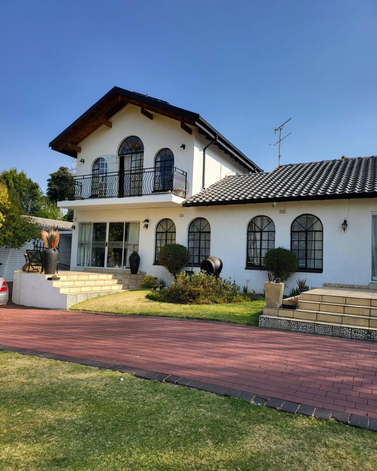 Sky view Guest House