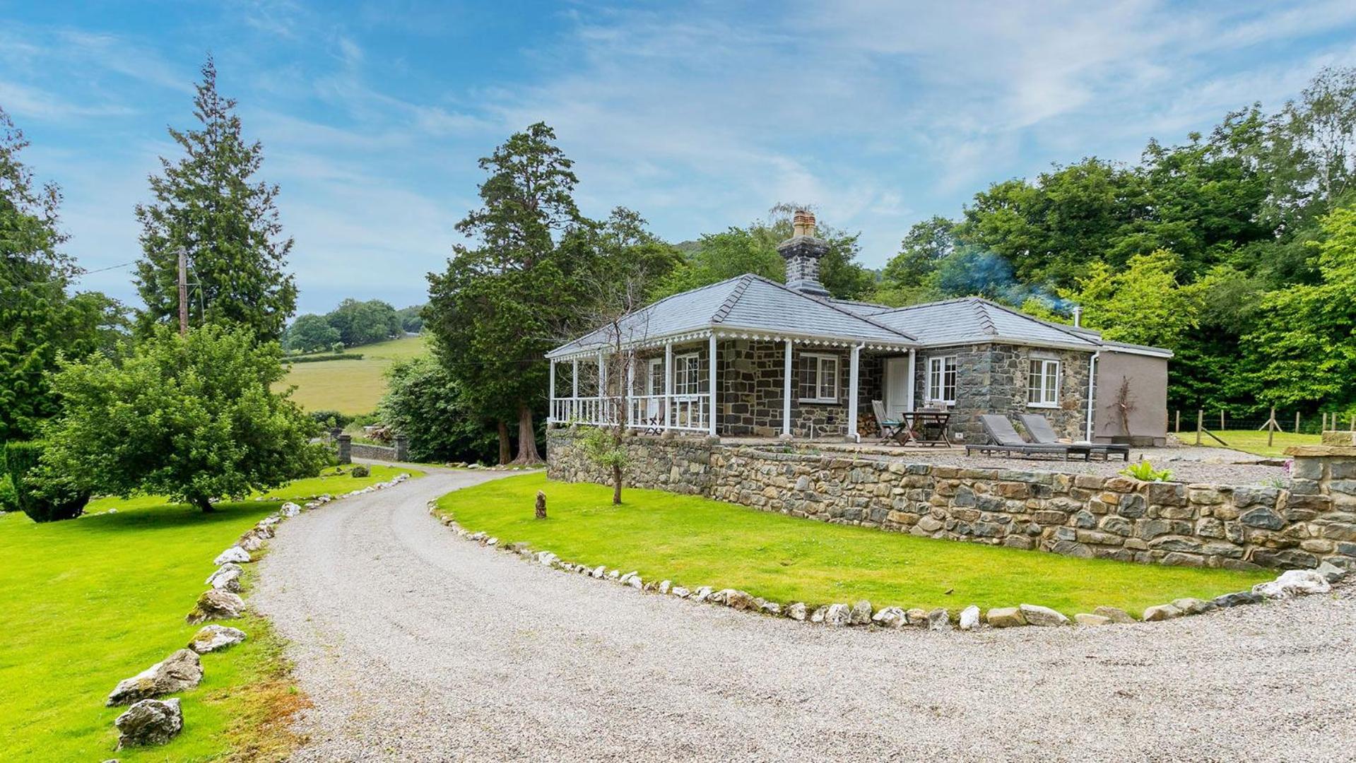 Cae Mab Dafydd view 5