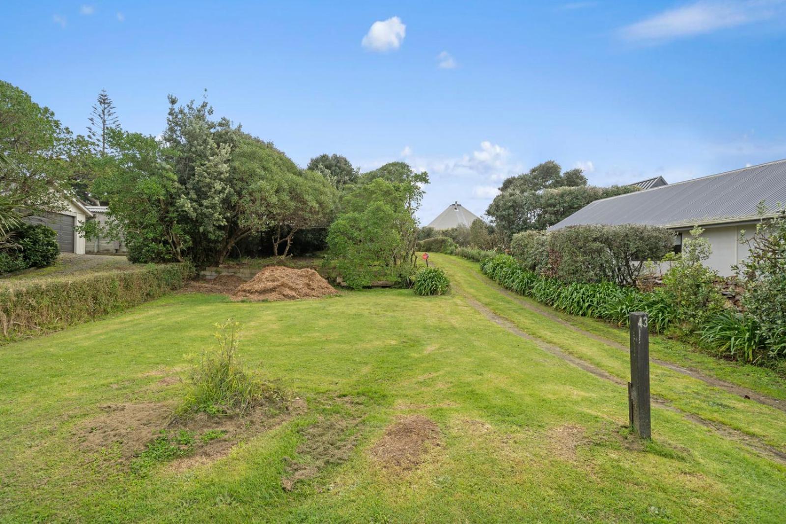 The Beachsider - Te Horo Beach Holiday Home