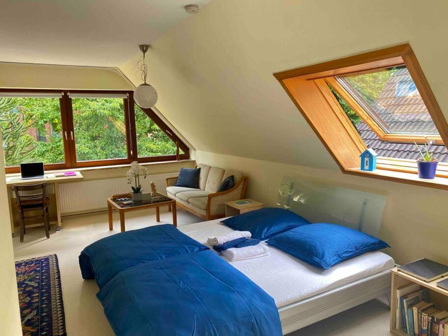 Gartenblick-Oase: Obergeschosswohnung in Hamburg