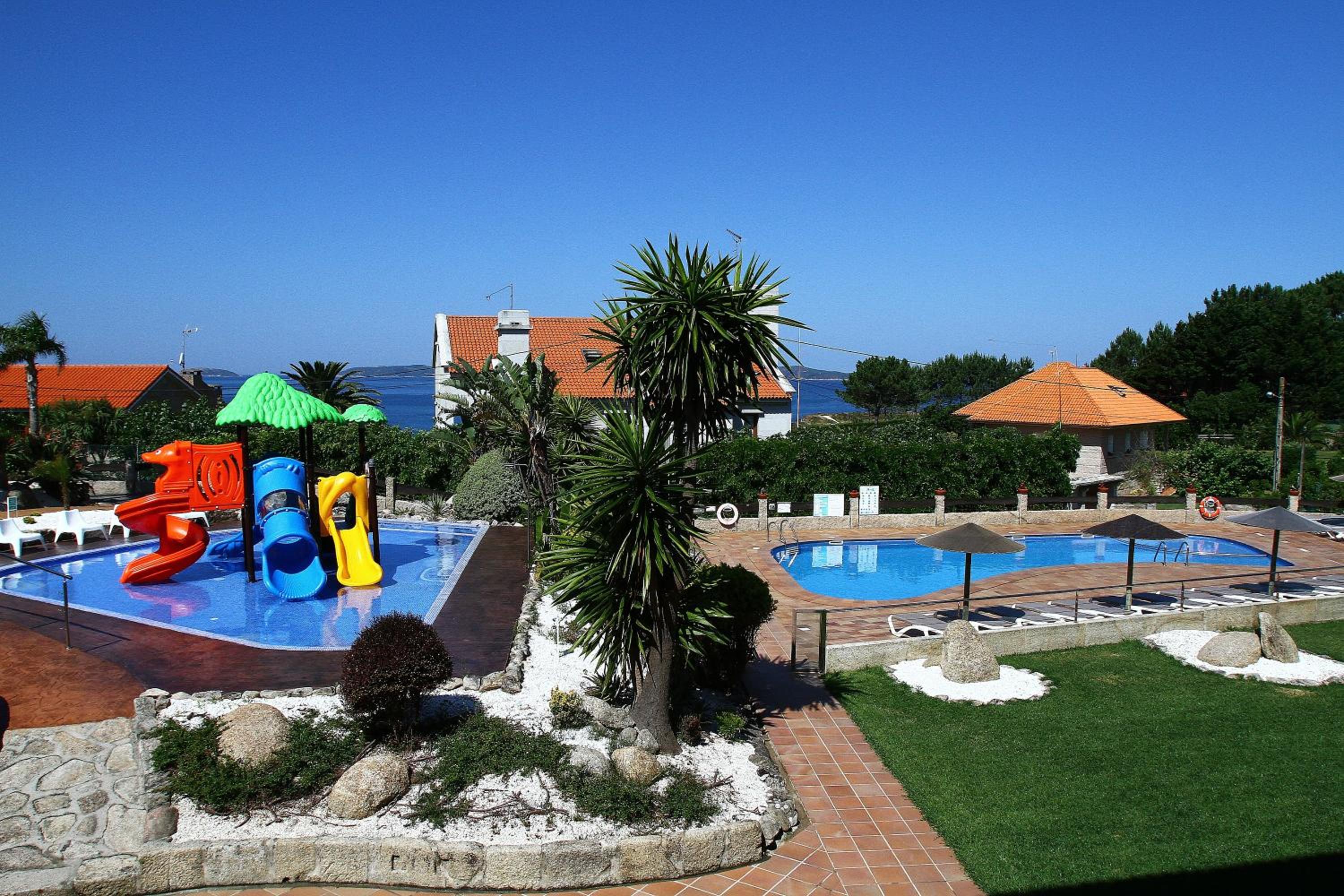 Apartamentos Coral Do Mar II