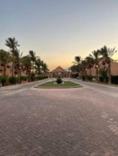 Ain Sokhna Vacations - Luxurious ground chalet with a private garden and pool view. - Property Image 1